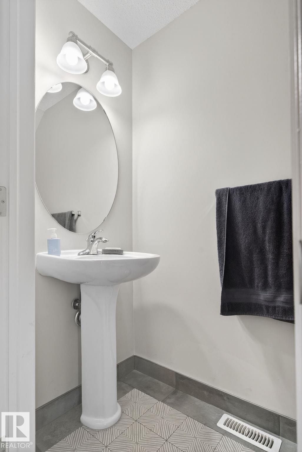 Photo 29 at 60 - 1804 70 Street SW, Summerside, Edmonton