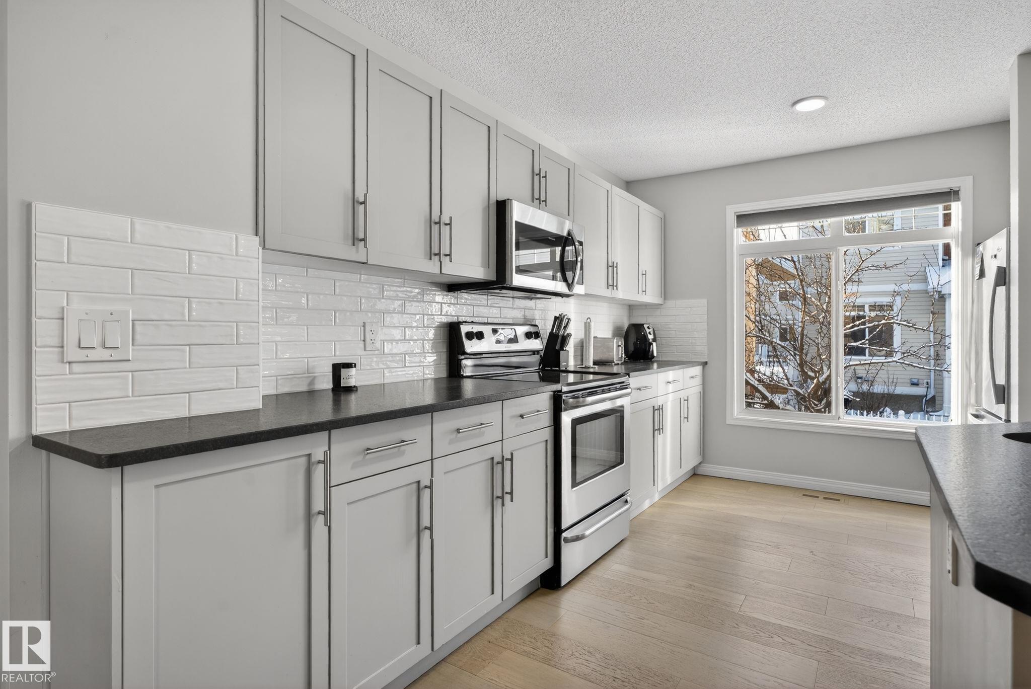 Photo 7 at 60 - 1804 70 Street SW, Summerside, Edmonton