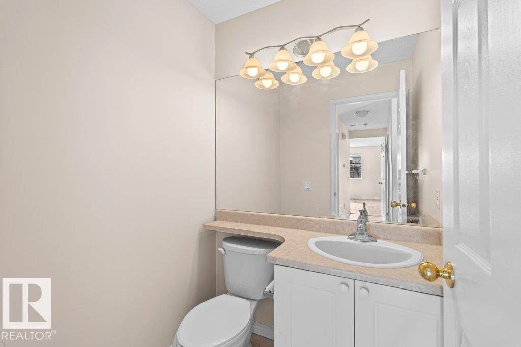 Photo 13 at 8311 171 Avenue NW, Klarvatten, Edmonton