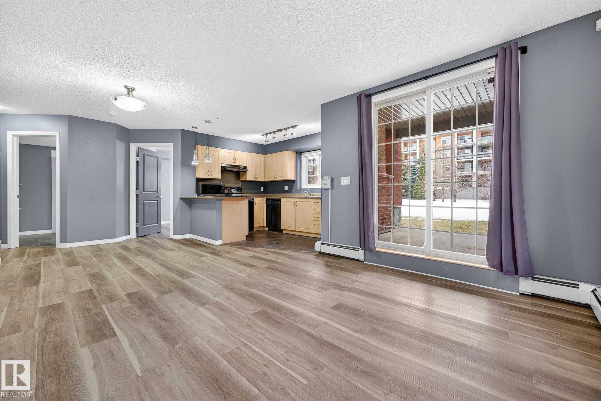 Photo 14 at 102 - 11445 Ellerslie Road SW, Rutherford, Edmonton