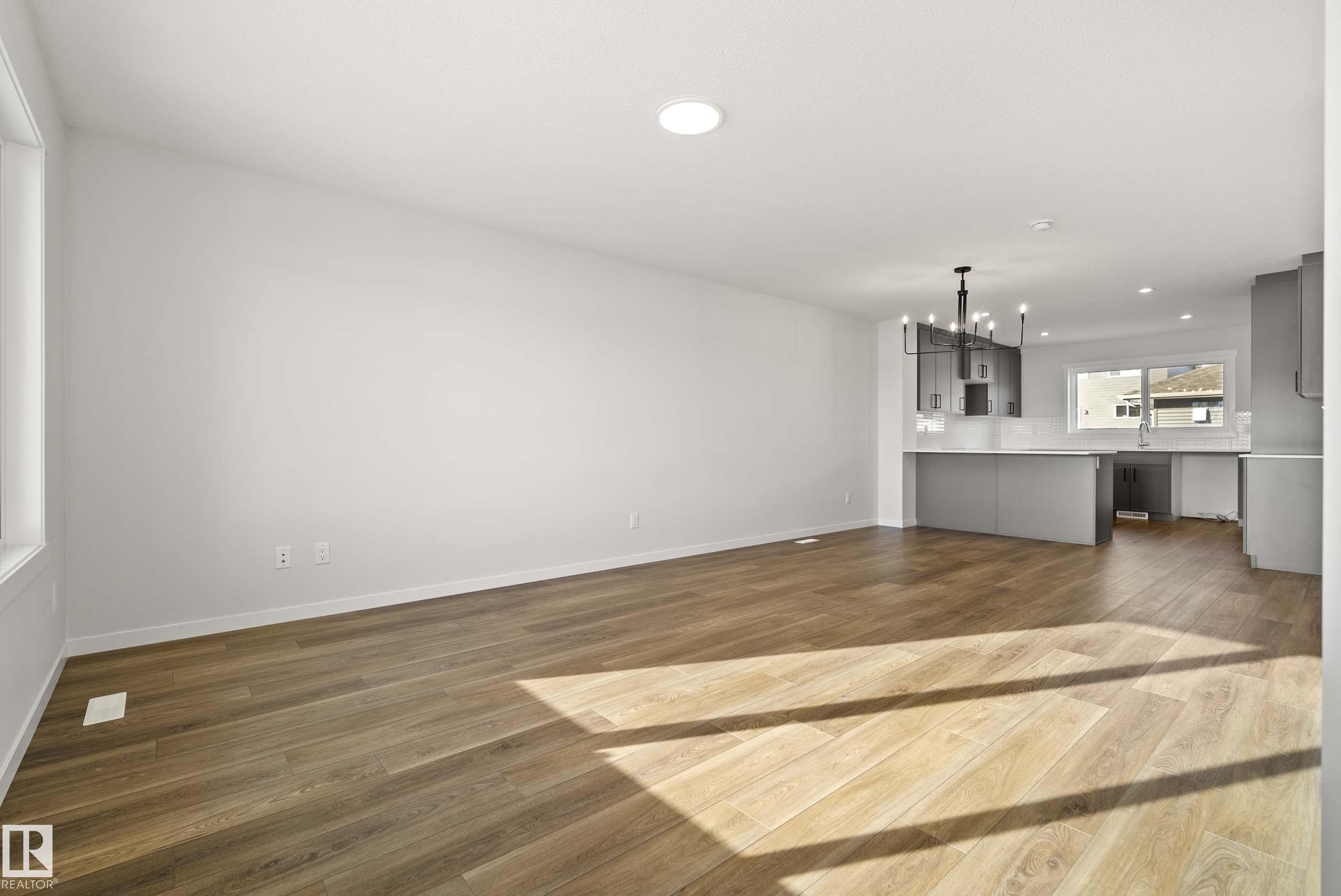 17666 69a Street NW, Crystallina Nera East, Edmonton