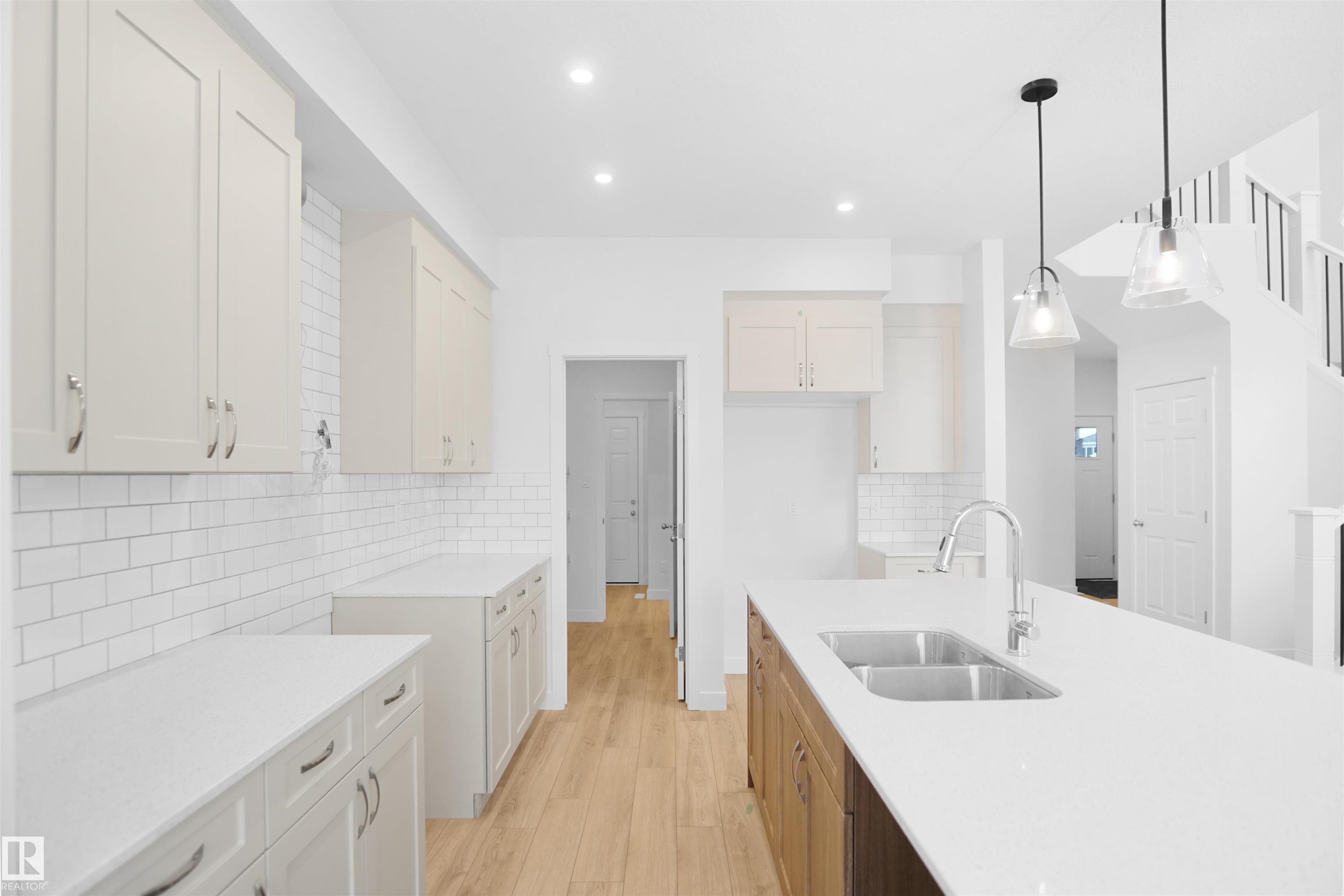 Photo 11 at 1323 11 Avenue NW, Aster, Edmonton