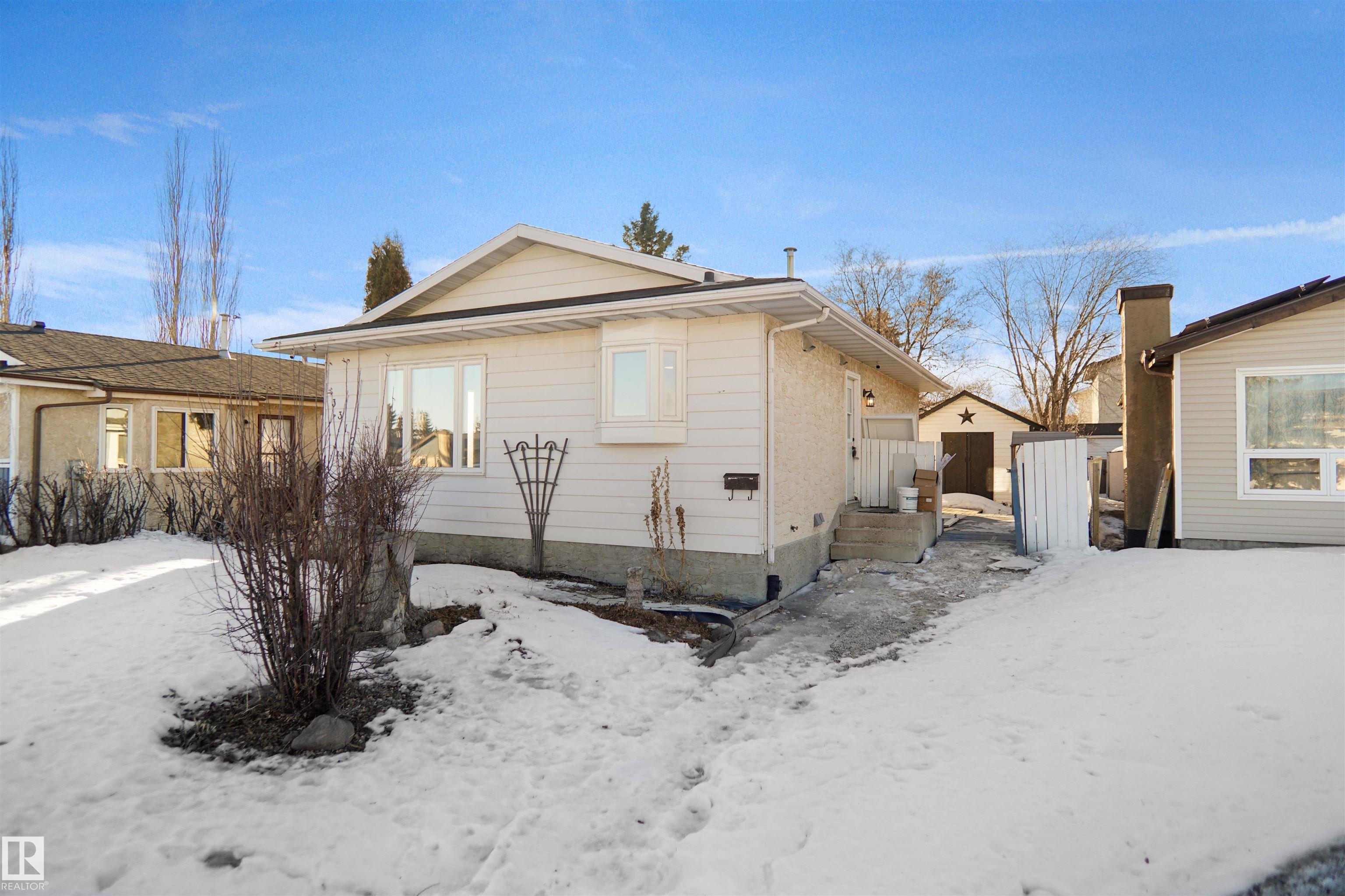 3312 44a Street NW, Weinlos, Edmonton