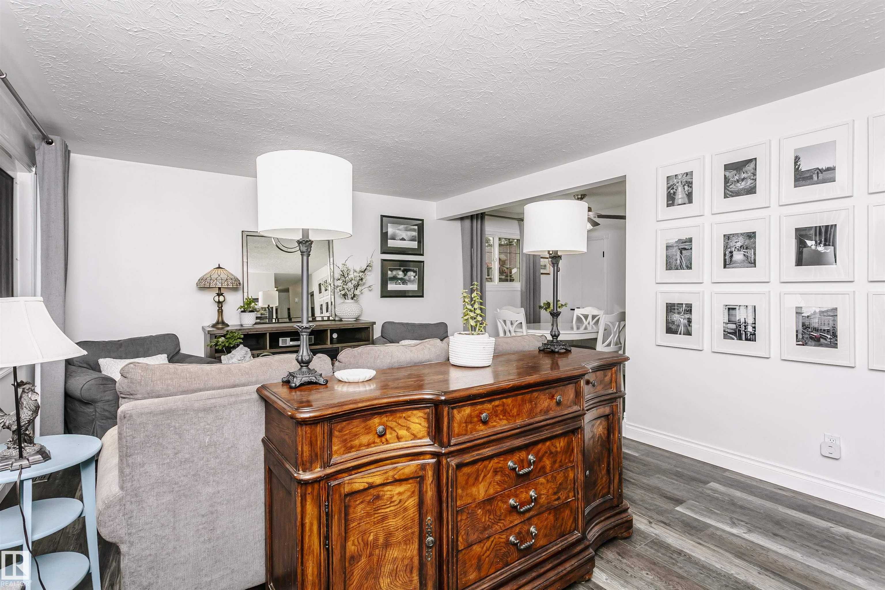 Photo 7 at 13316 128 Street NW, Wellington, Edmonton