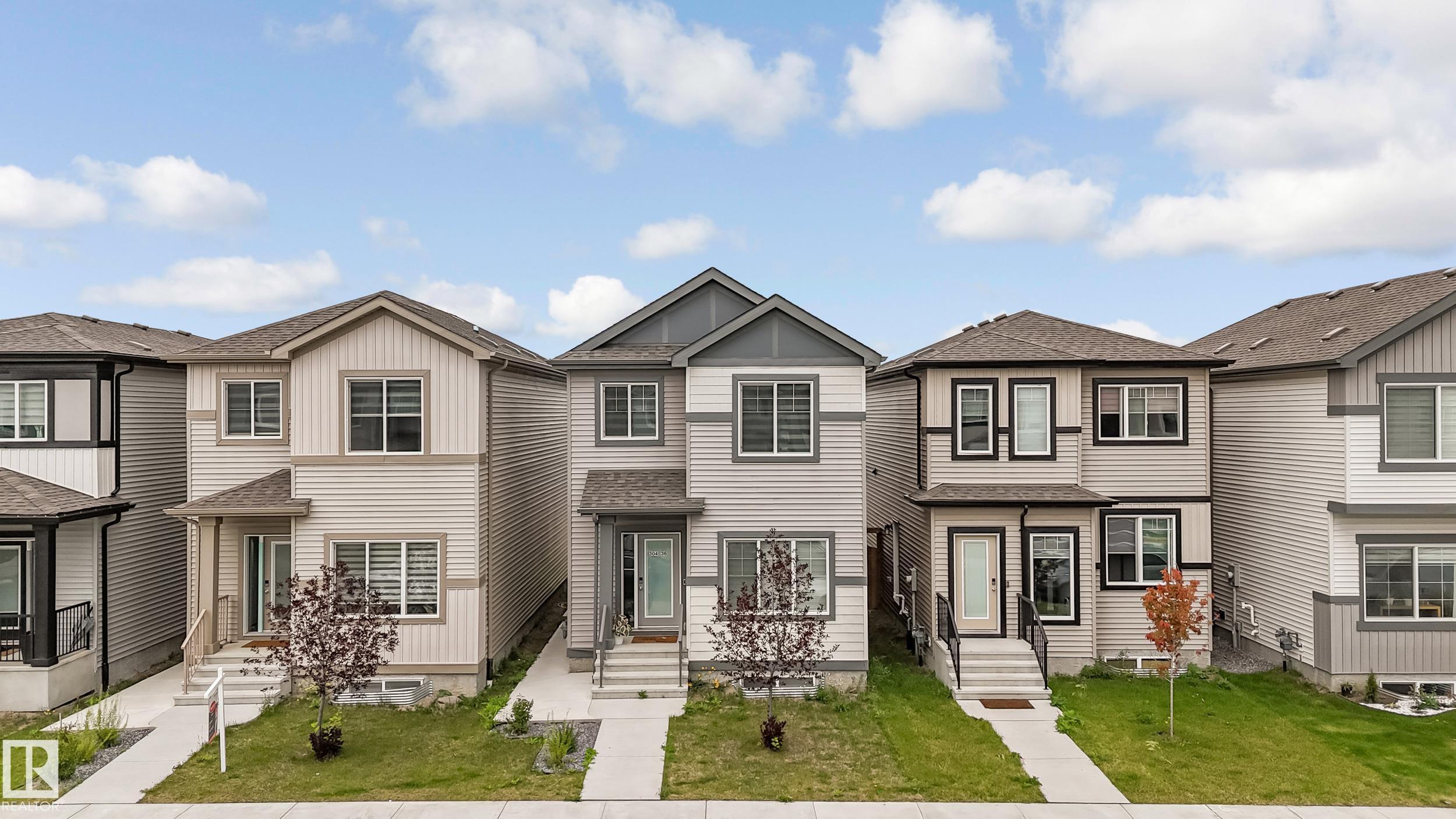 304 36 Avenue NW, Maple Crest, Edmonton