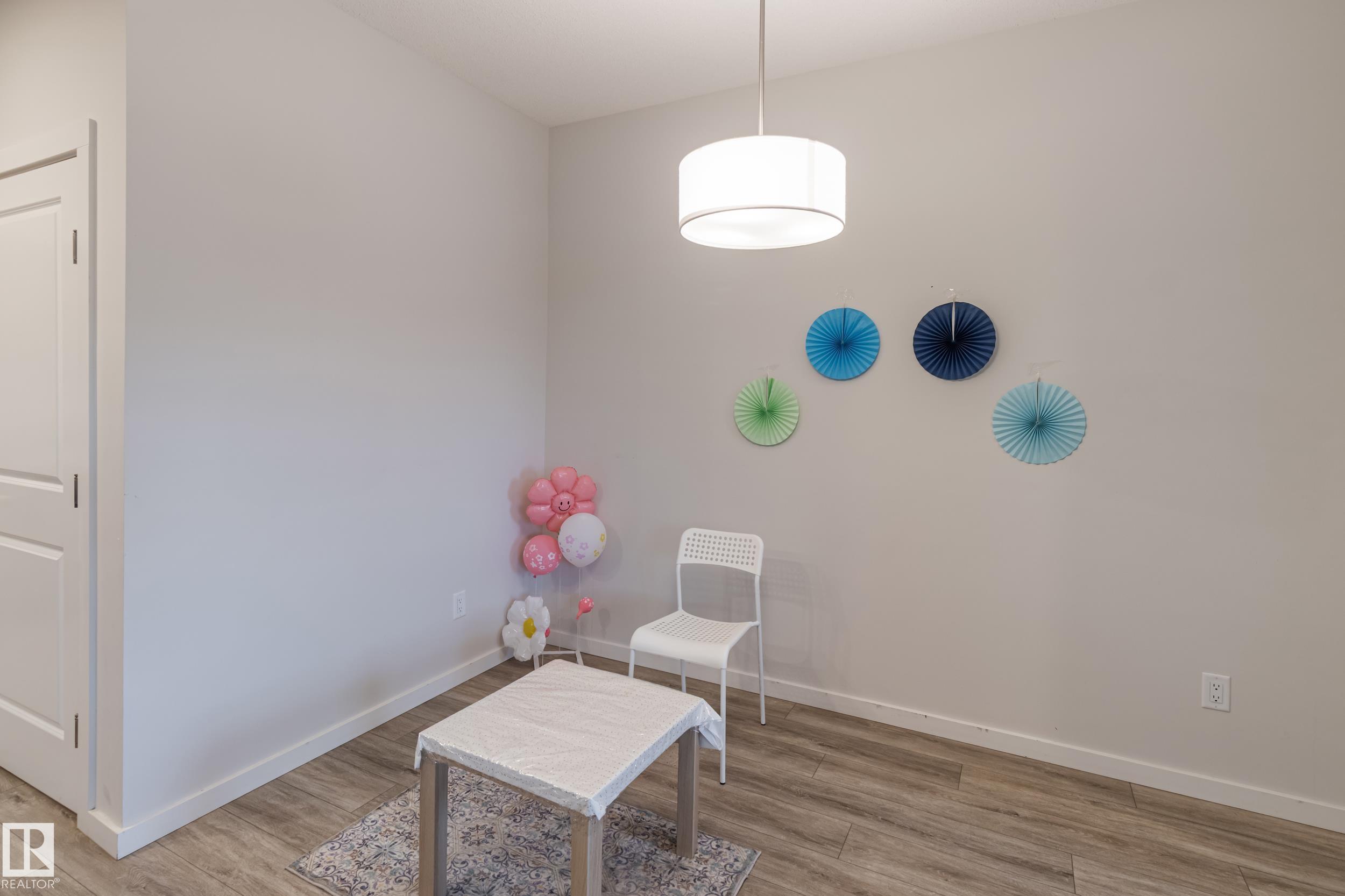 Photo 15 at 304 36 Avenue NW, Maple Crest, Edmonton