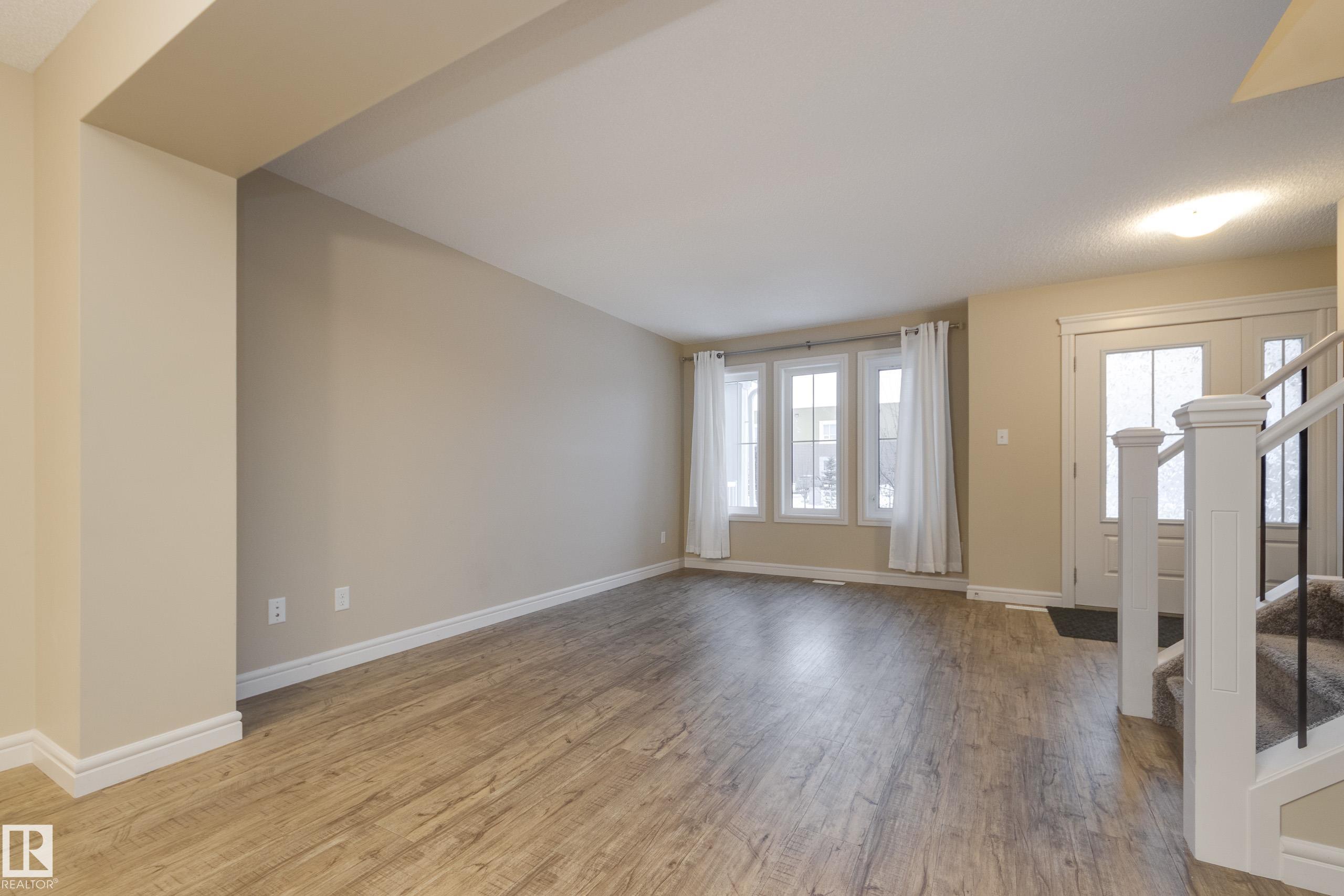 Picture for 2081 DESROCHERS DR SW