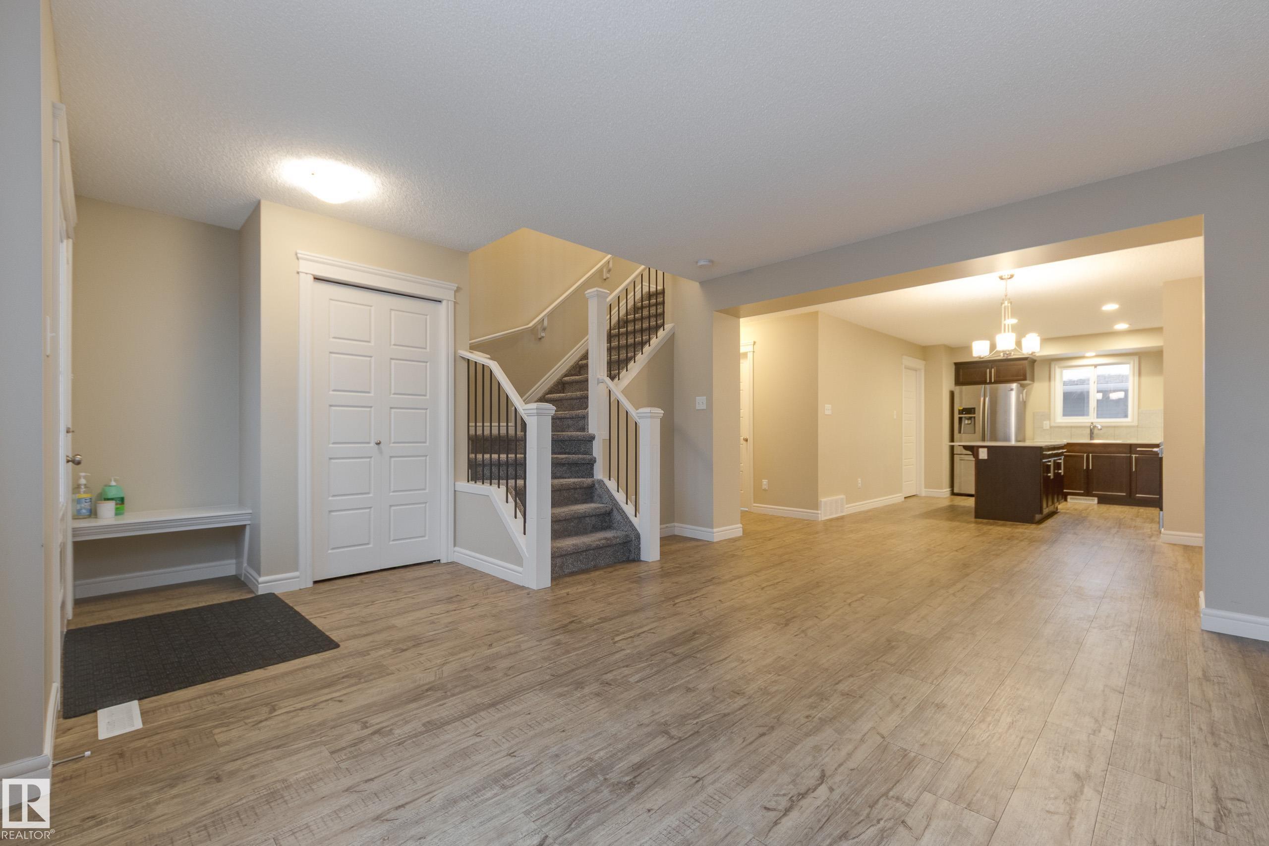 Picture for 2081 DESROCHERS DR SW