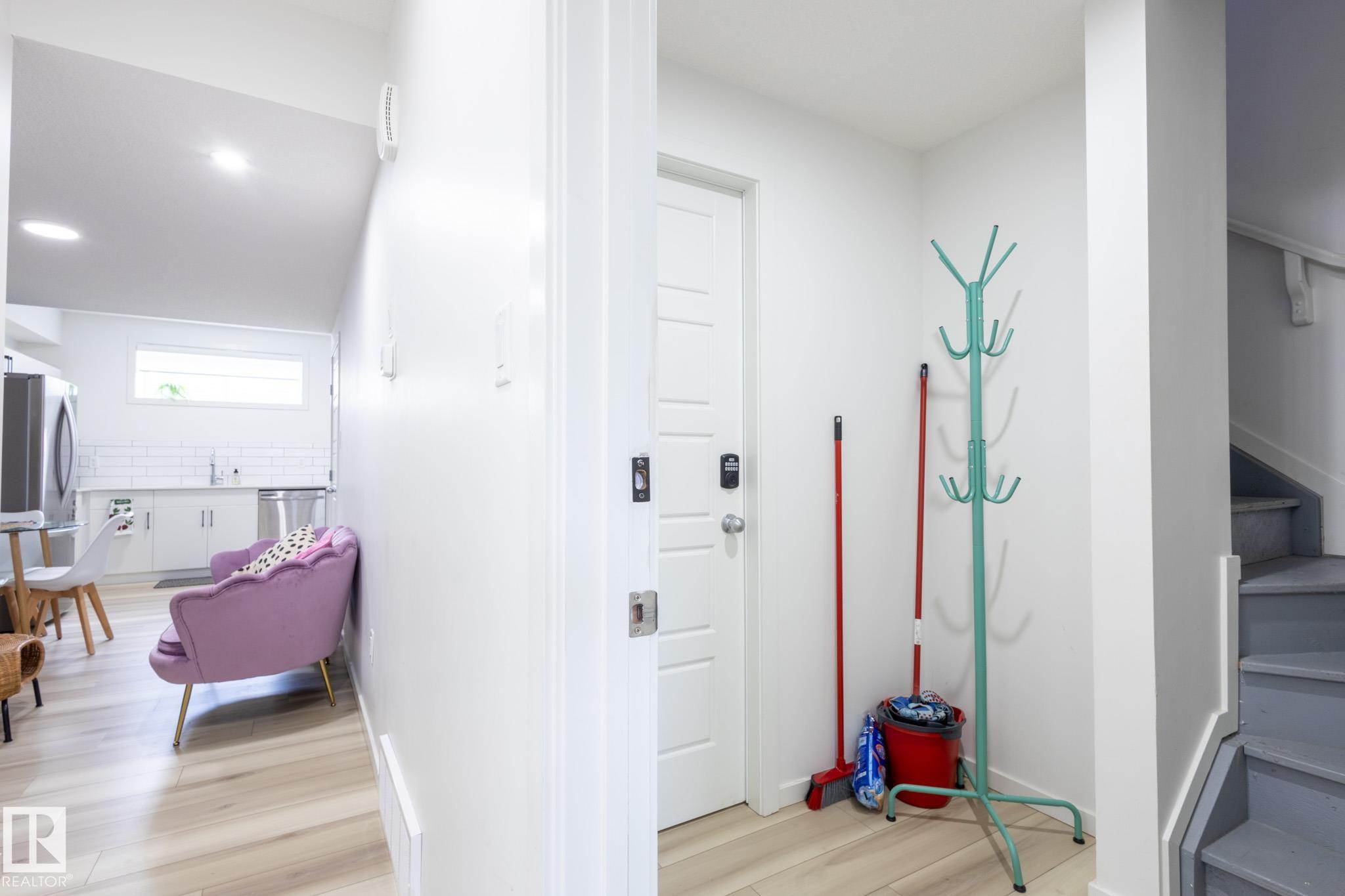 Photo 22 at 5016 Kinney Link SW, Keswick, Edmonton