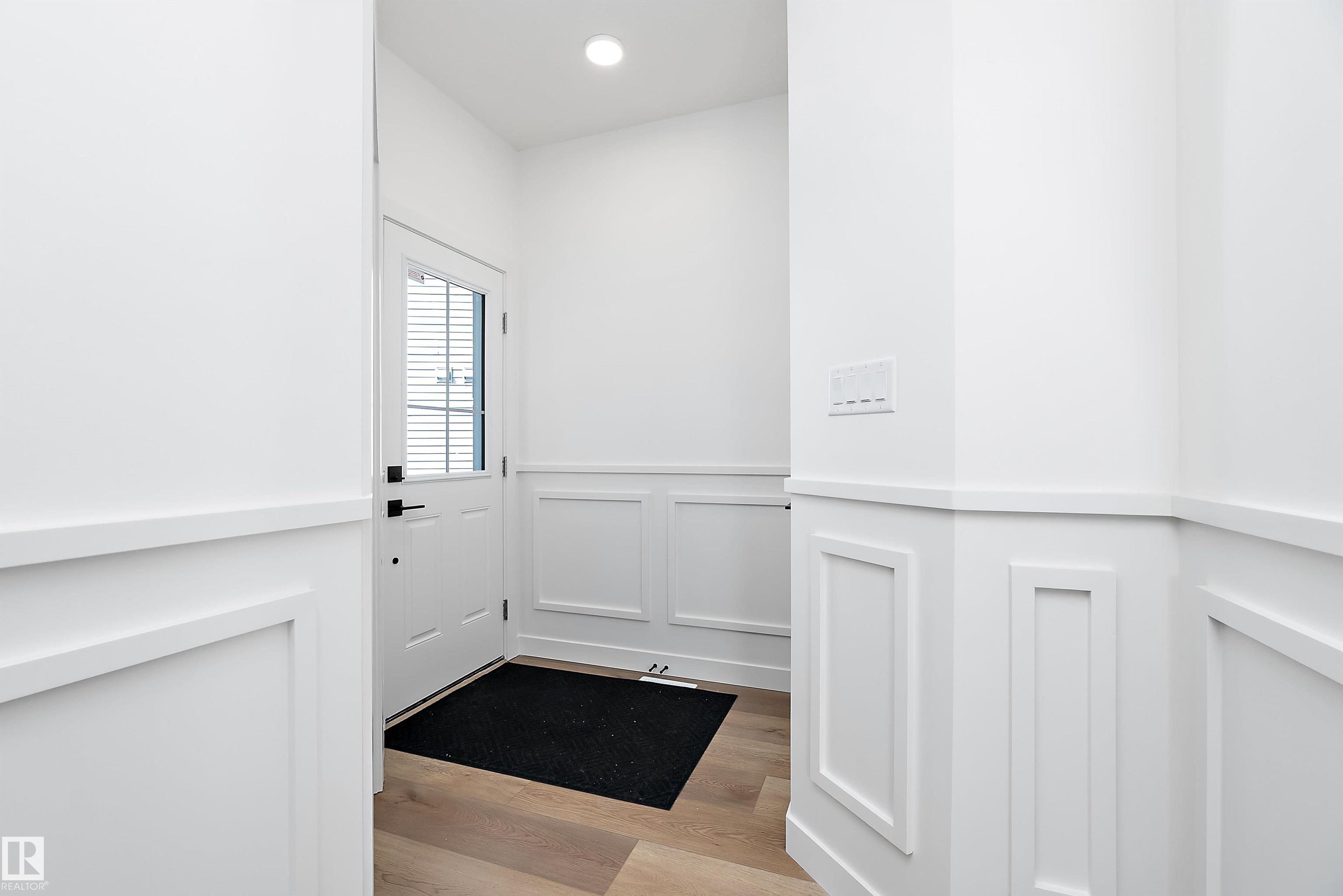 1132 GOLDFINCH CR NW NW 3