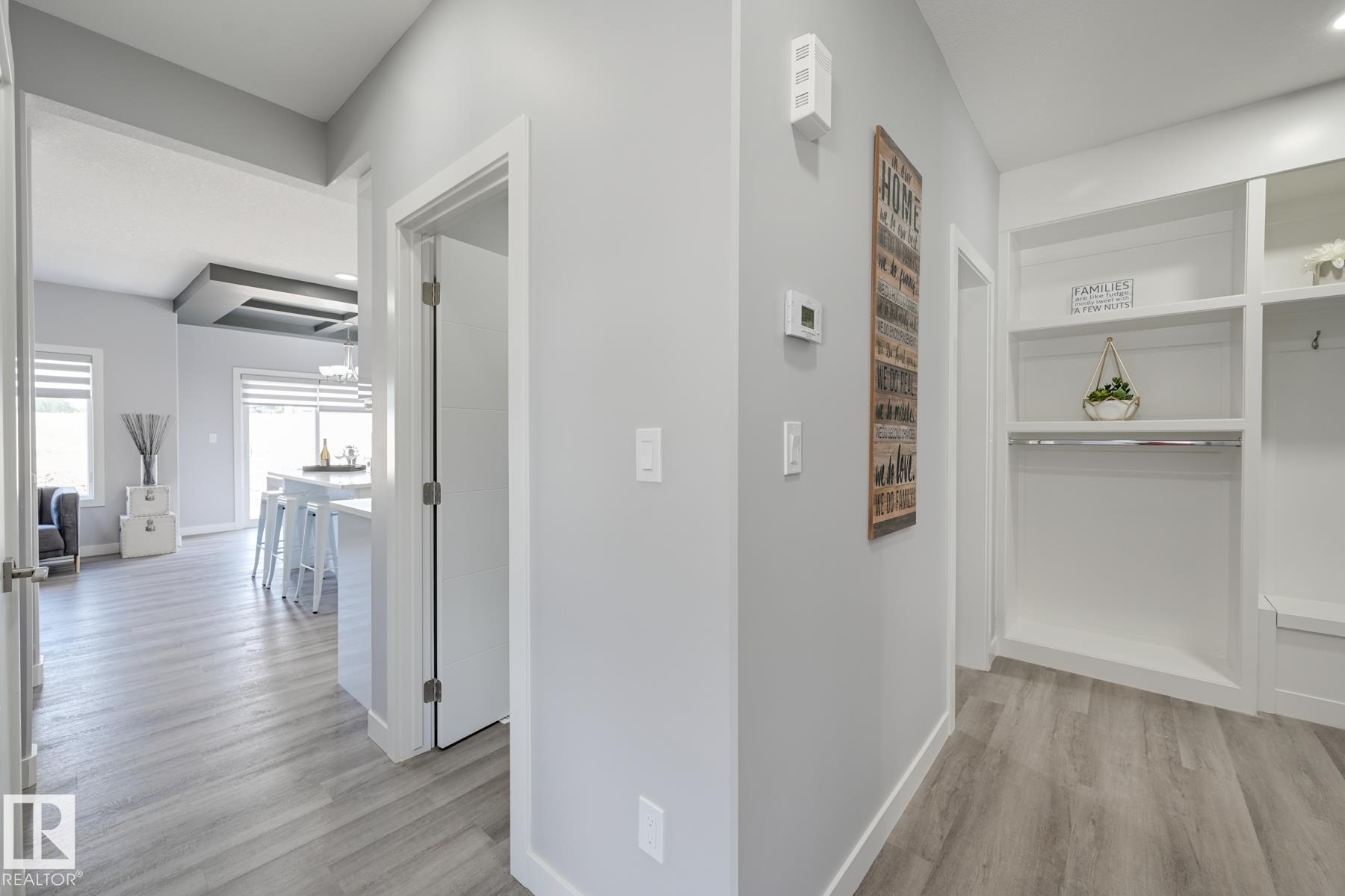 1132 Goldfinch Crescent NW, Kinglet Gardens, Edmonton