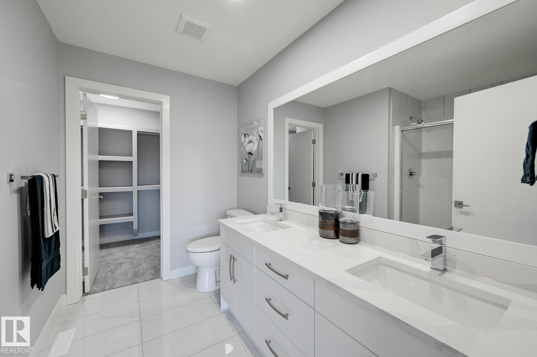 Photo 24 at 1132 Goldfinch Crescent NW, Kinglet Gardens, Edmonton