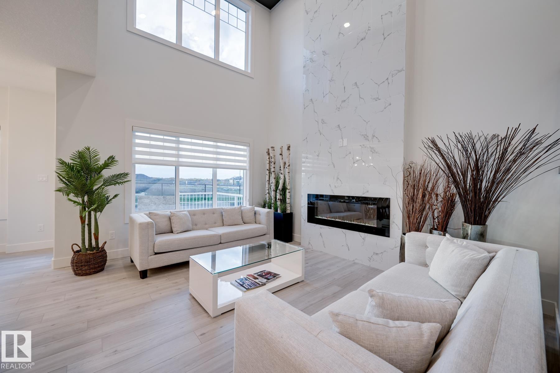 Photo 15 at 1134 Goldfinch Crescent NW, Kinglet Gardens, Edmonton