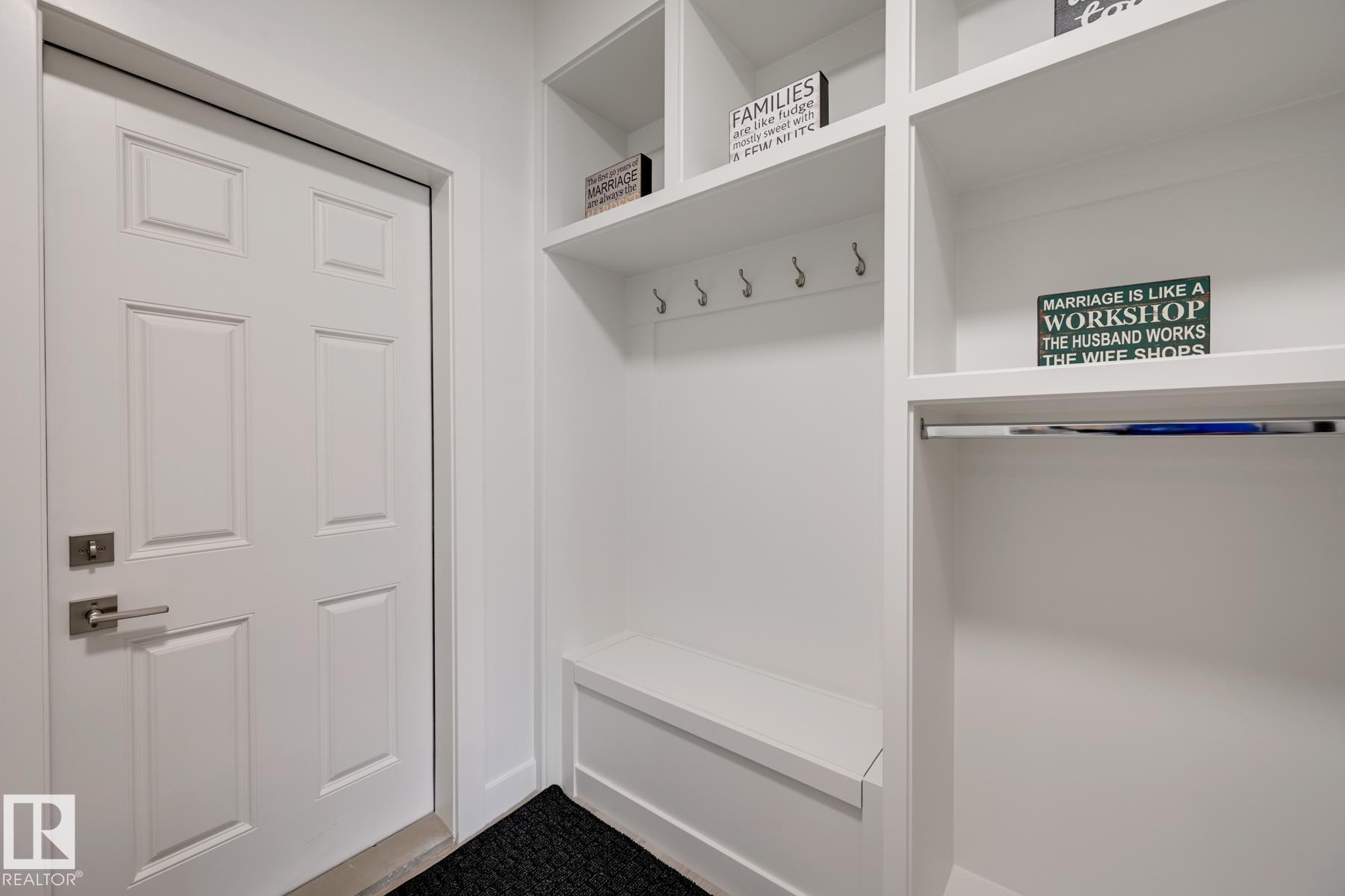 1134 Goldfinch Crescent NW, Kinglet Gardens, Edmonton