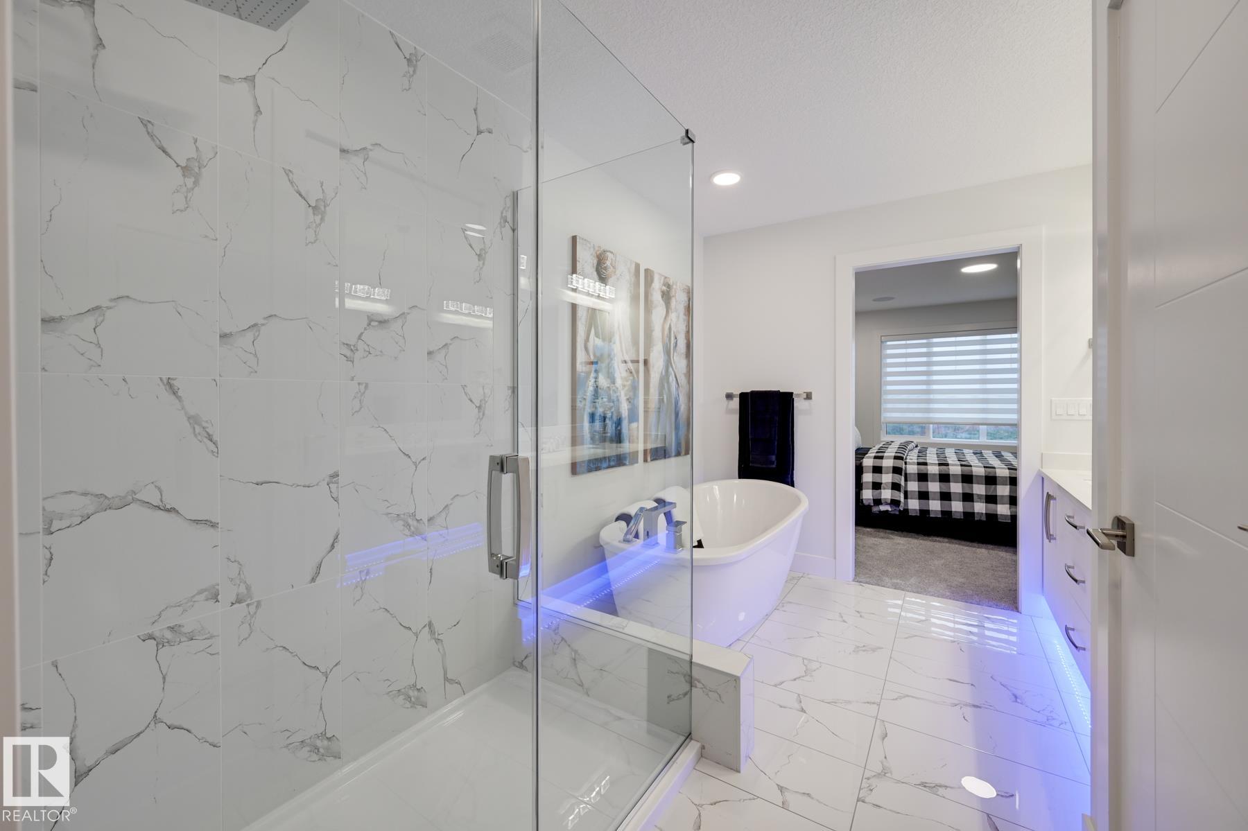 Photo 31 at 1134 Goldfinch Crescent NW, Kinglet Gardens, Edmonton