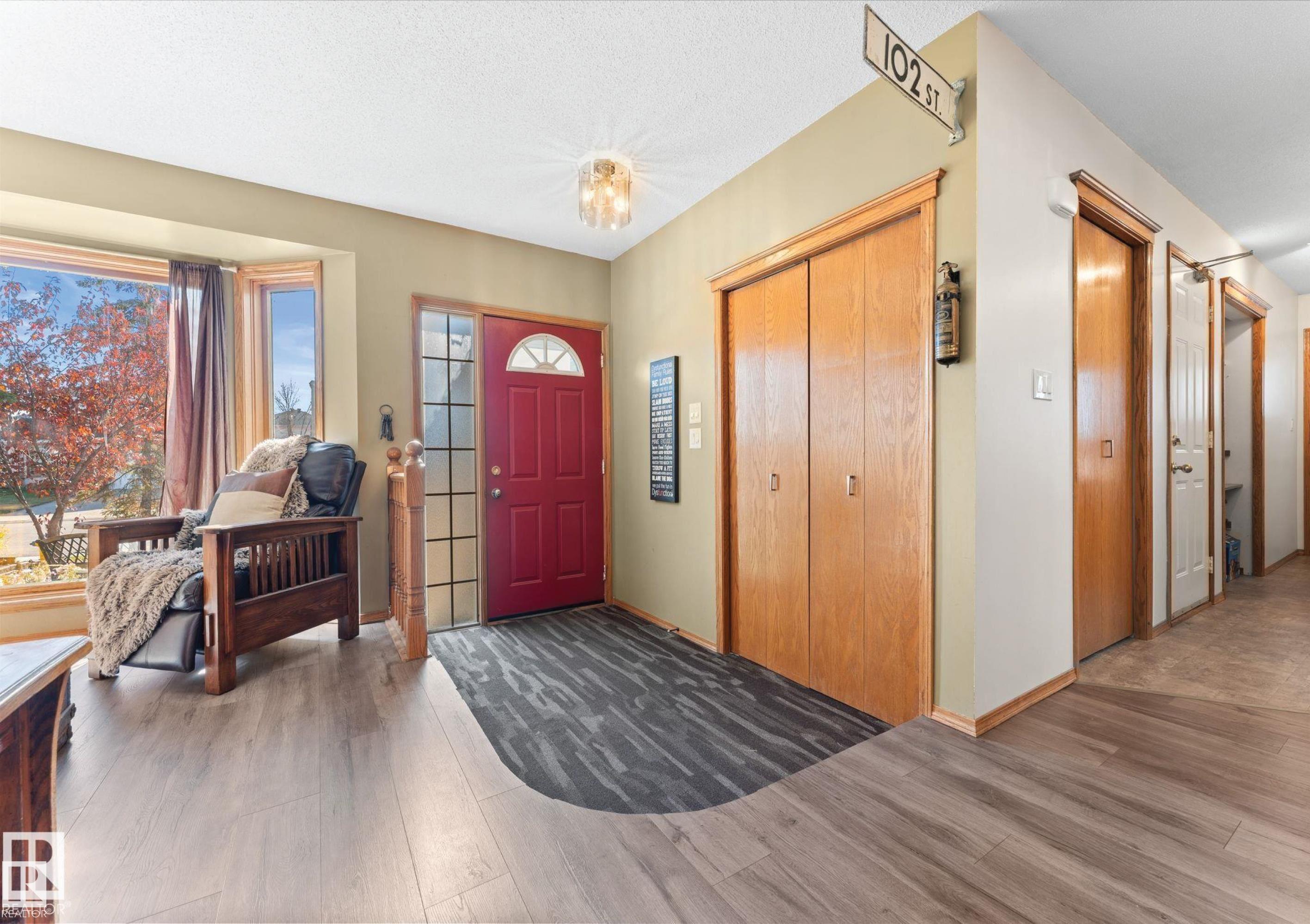 Picture for 6018 156 AV NW