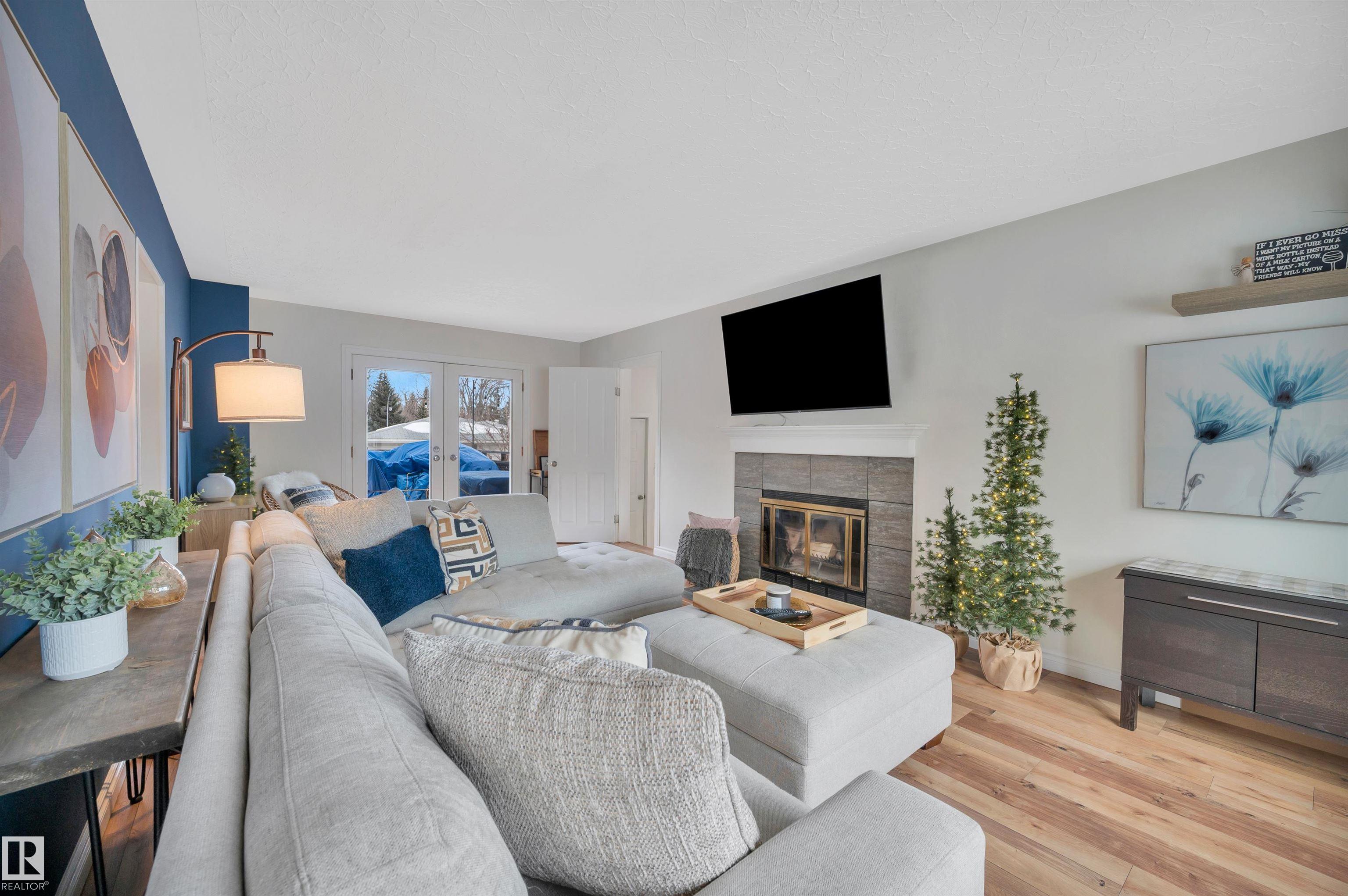 Photo 12 at 1978 Avondale crest, Broadmoor, Sherwood Park