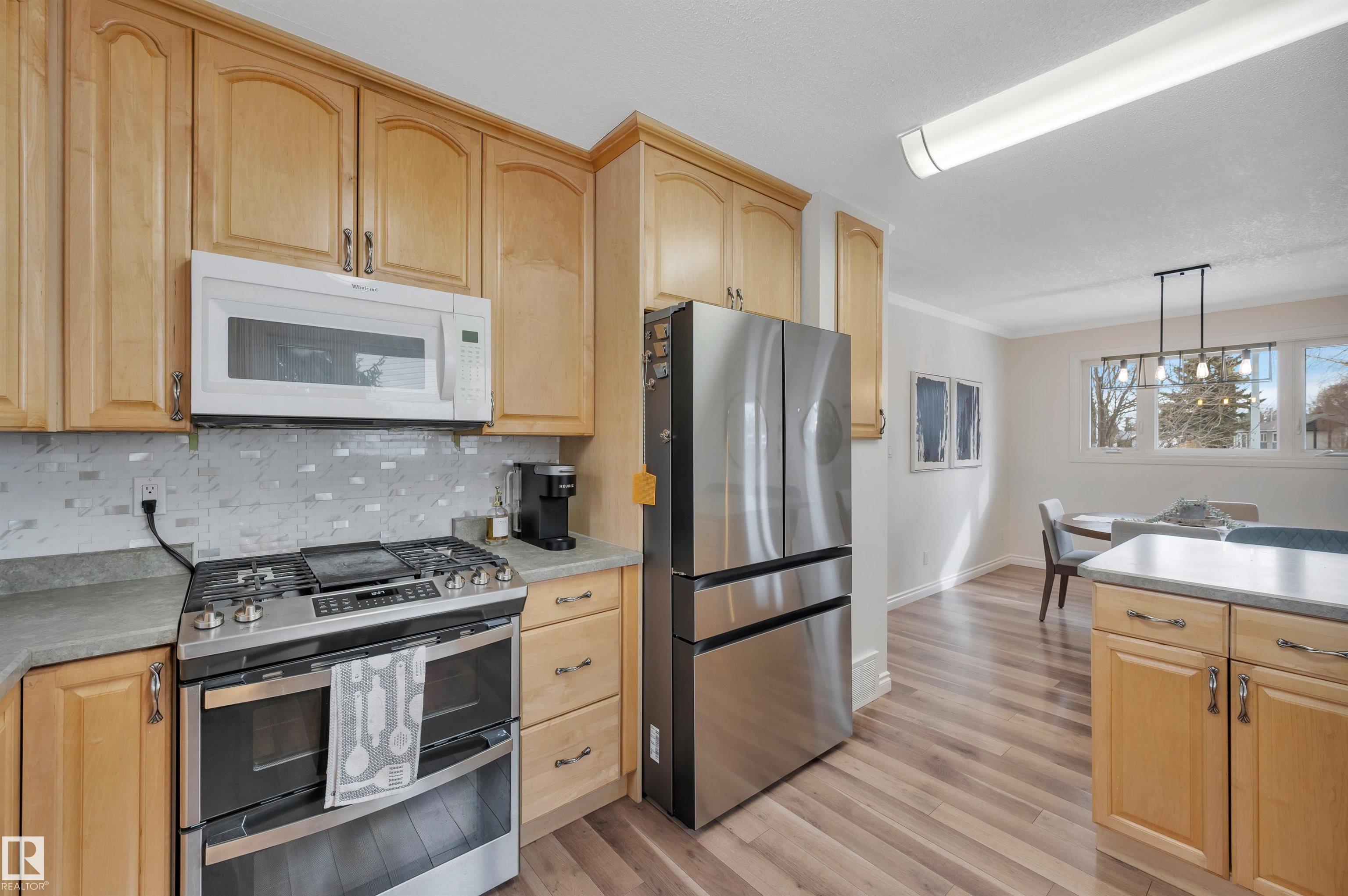 Photo 19 at 1978 Avondale crest, Broadmoor, Sherwood Park