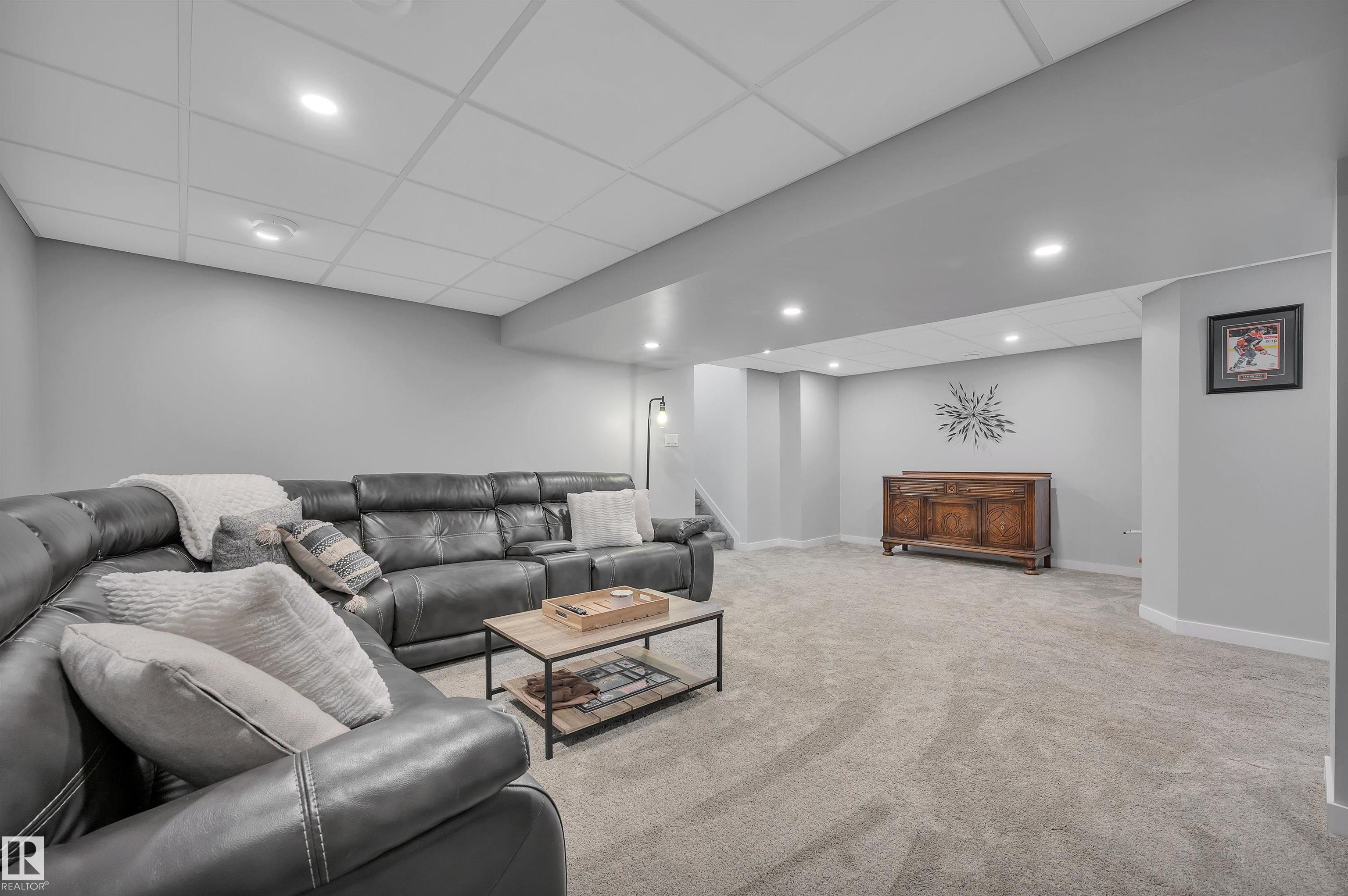 Photo 38 at 1978 Avondale crest, Broadmoor, Sherwood Park