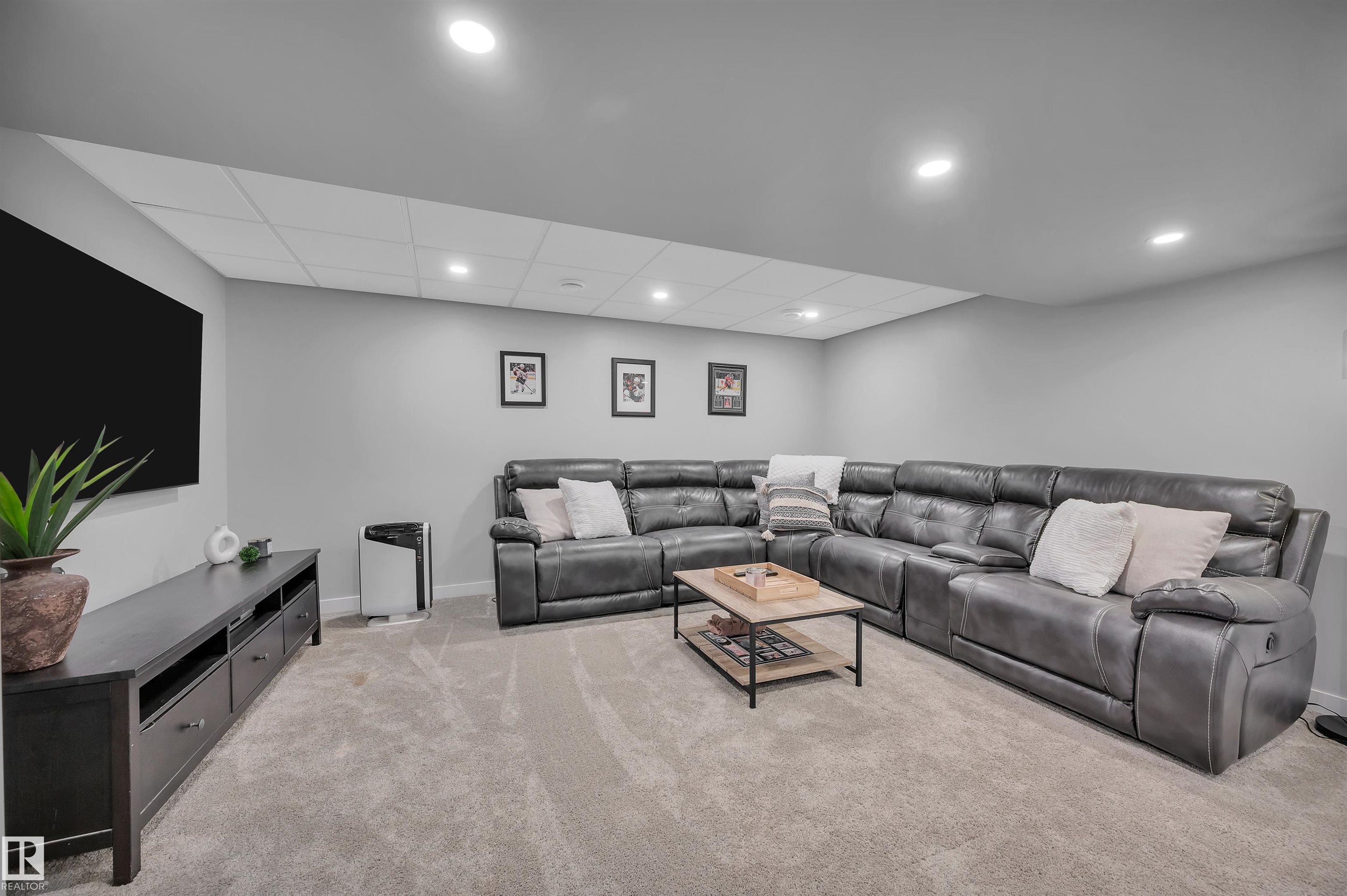 Photo 40 at 1978 Avondale crest, Broadmoor, Sherwood Park