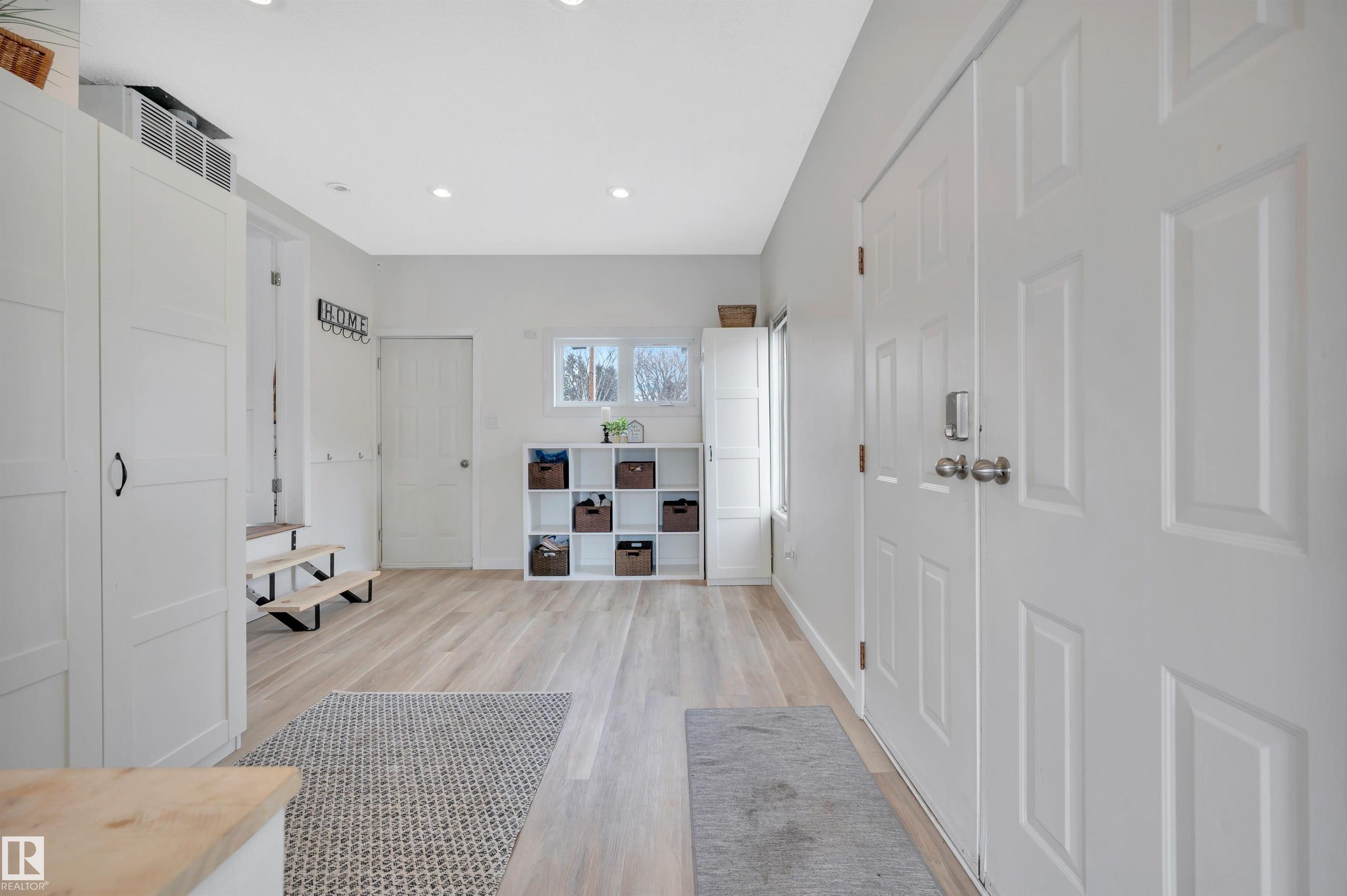 Photo 7 at 1978 Avondale crest, Broadmoor, Sherwood Park