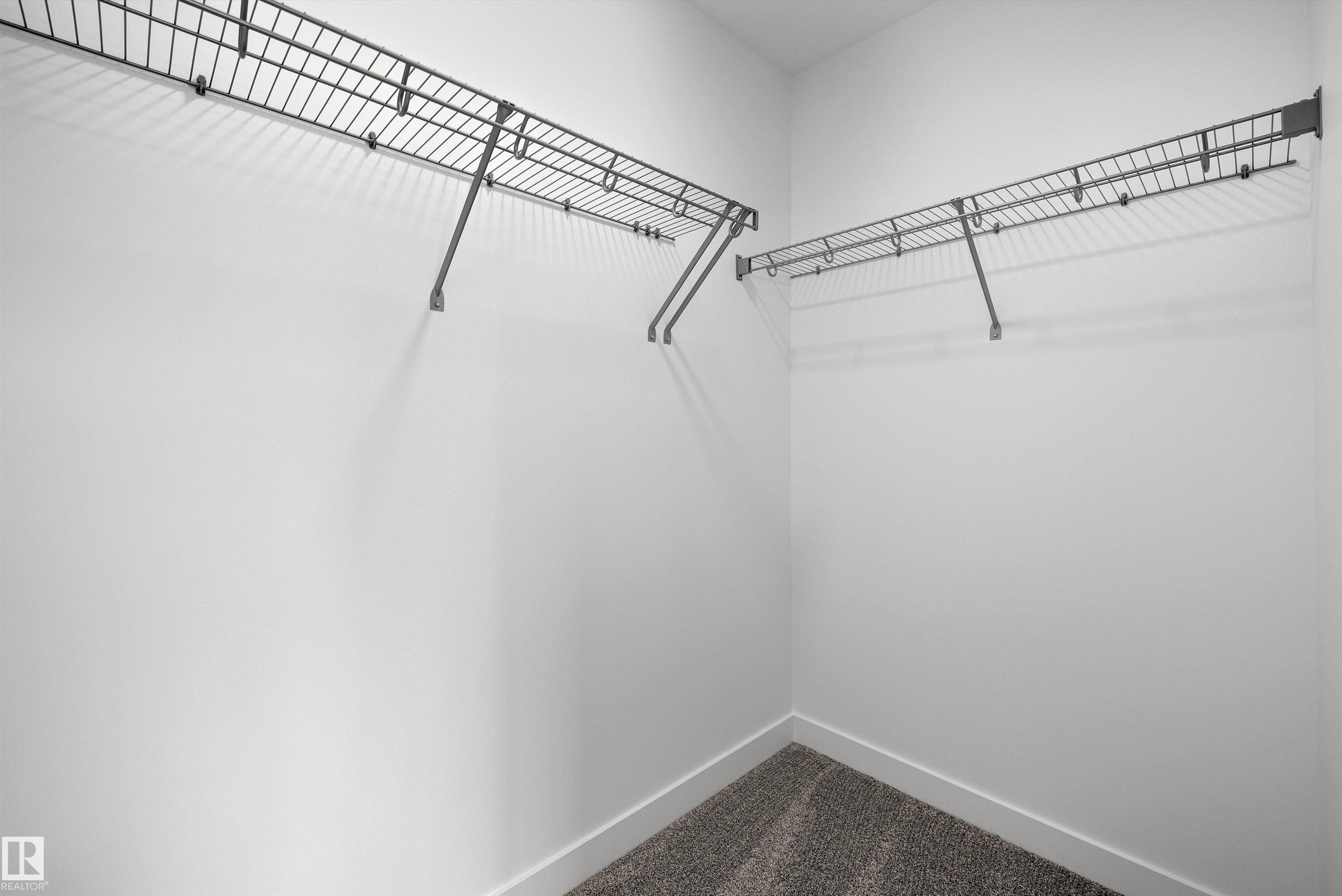 https://zimg.paragon.ice.com/ParagonImages/Property/PM/RAE/225389575/39/0/0/7911dd9078741f0b7acdf532946c0e4d/1/c38d84253721553fb411bd0dcea31831/225389575-c278ab02-c515-46cd-884f-6faf04768254.JPG