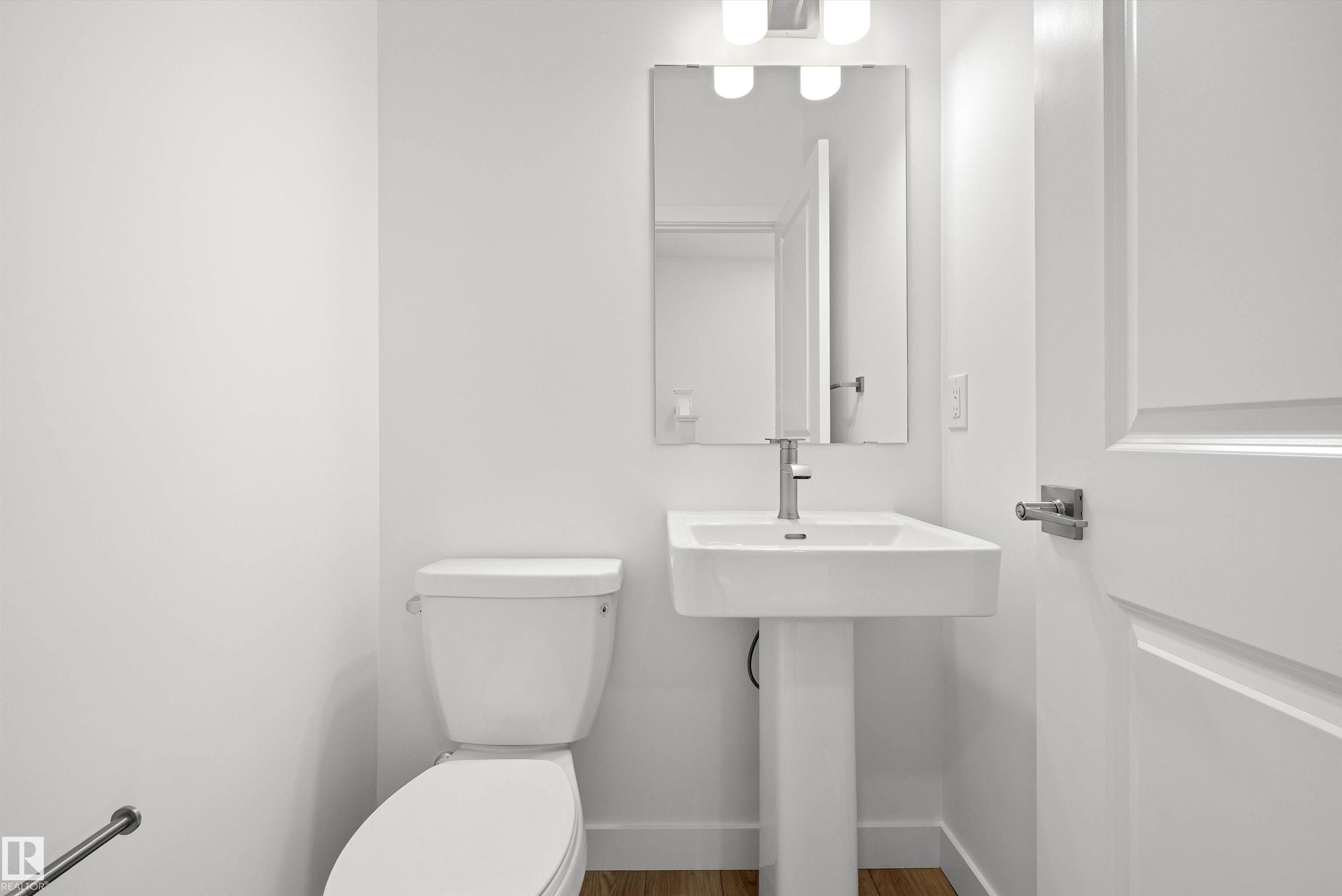 Picture for 632 176 AV NE