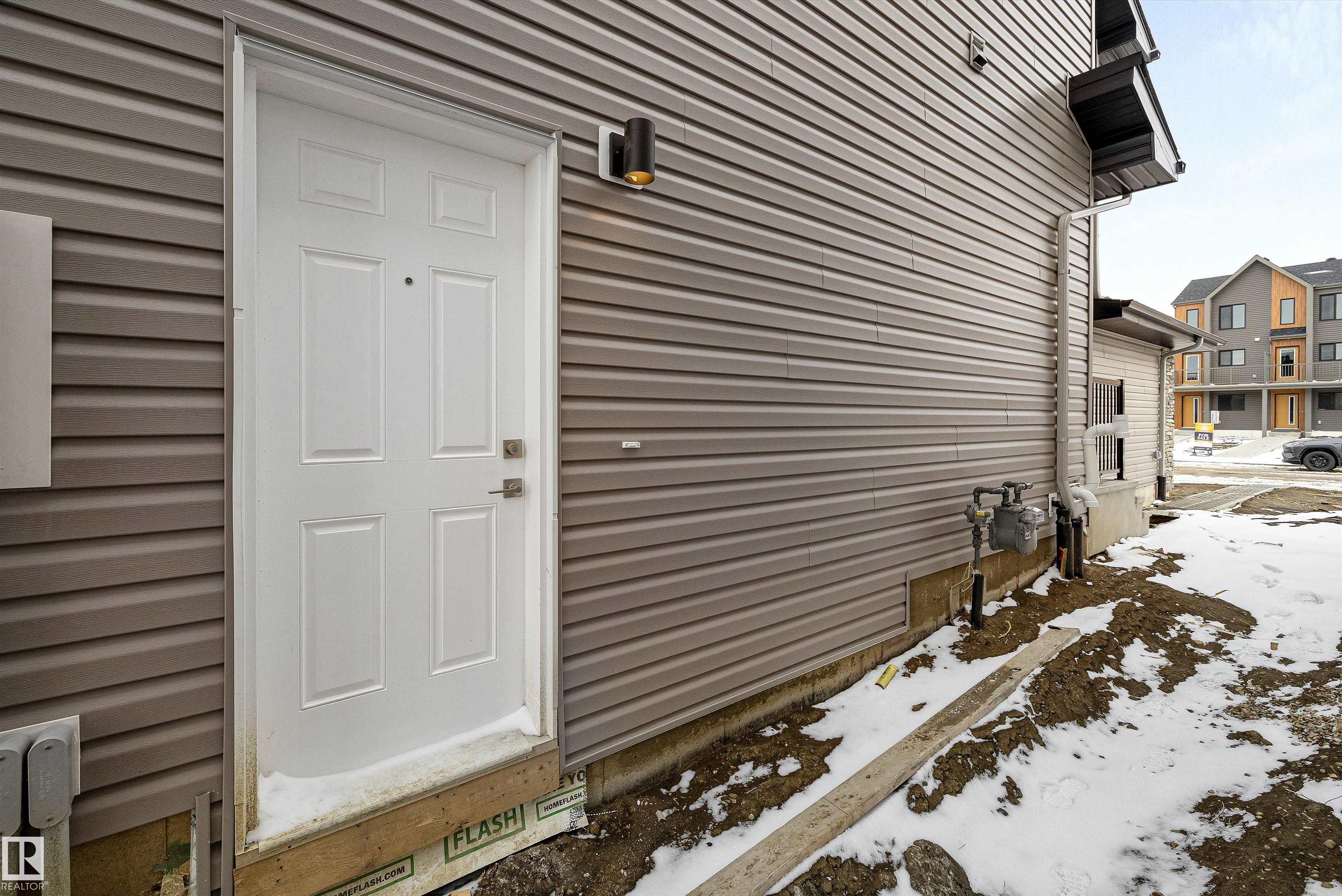 https://zimg.paragon.ice.com/ParagonImages/Property/PM/RAE/225389575/44/0/0/f4a63dbd7701232af83fd820c8590149/1/c38d84253721553fb411bd0dcea31831/225389575-f2e18a41-b0d8-4292-88bb-2db30df60f7a.JPG