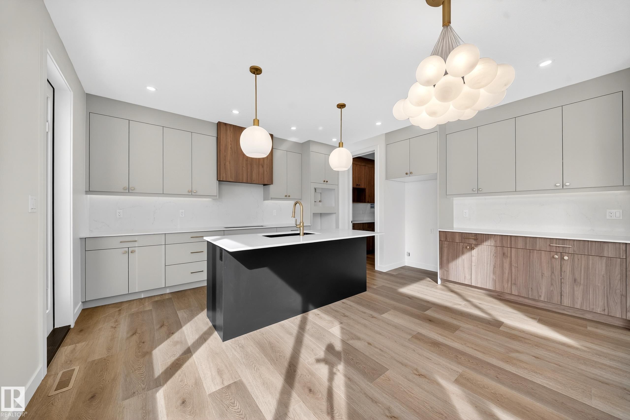 Photo 14 at 211 Paterson Link SW, Paisley, Edmonton