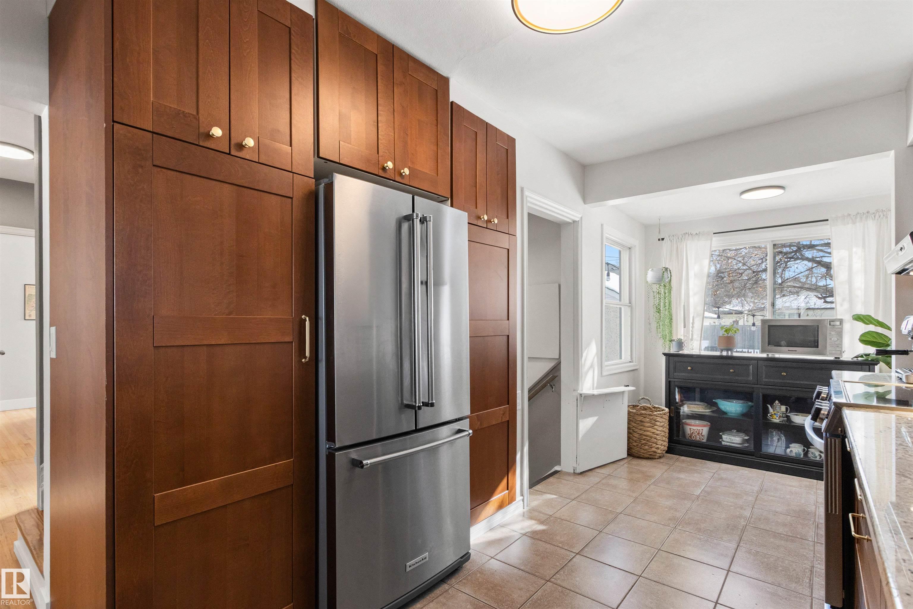 Photo 23 at 8135 78 Avenue NW, King Edward Park, Edmonton