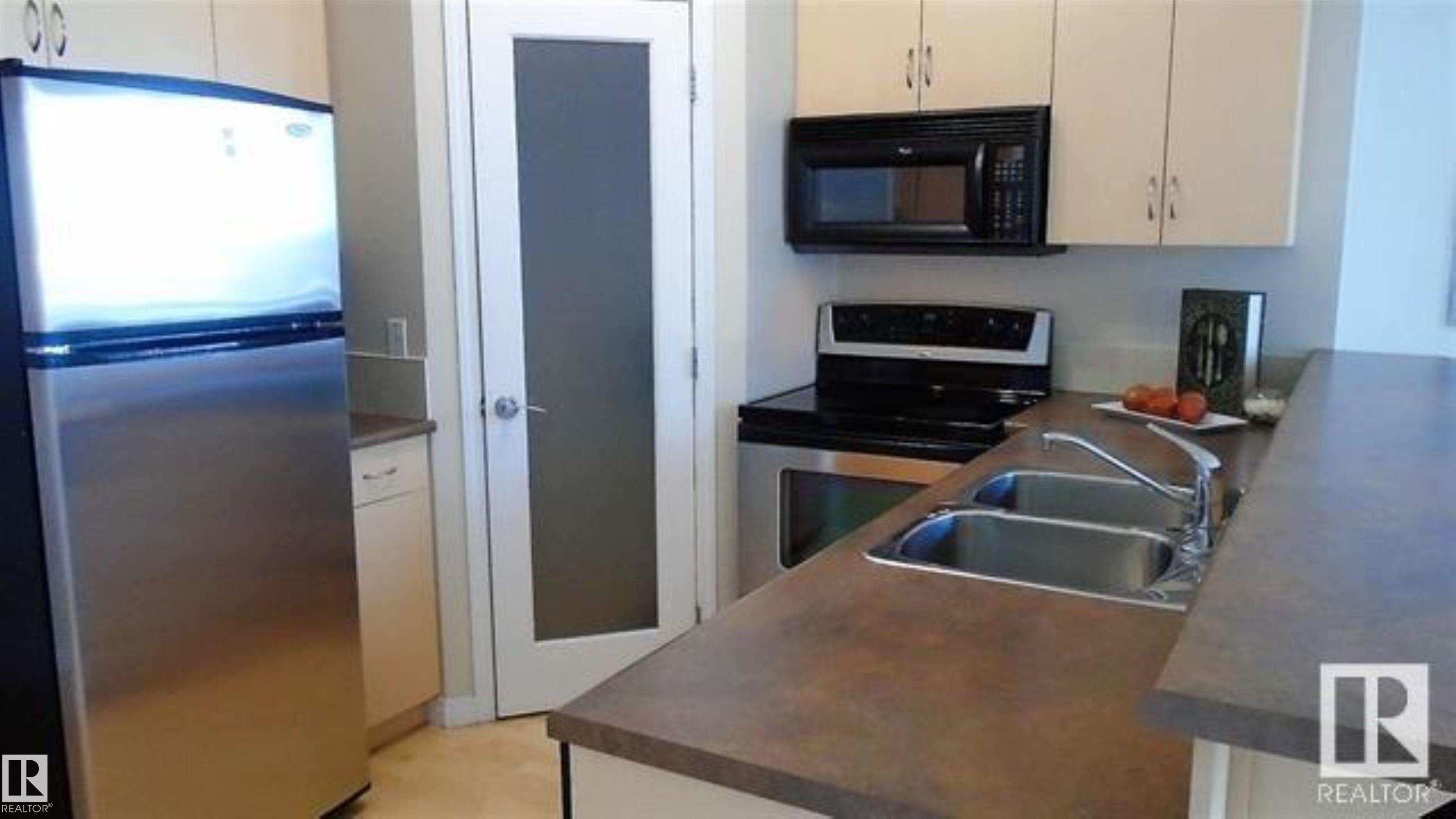 Photo 9 at 902 - 10504 99 Avenue NW, Downtown, Edmonton