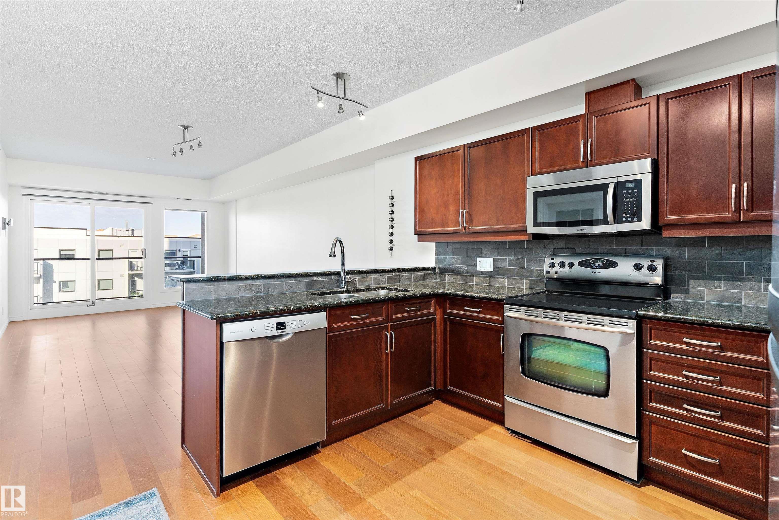 Photo 7 at 702 - 10303 111 Street NW, Downtown, Edmonton