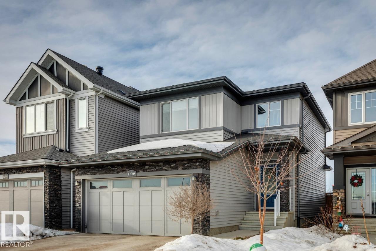 12908 211 Street NW, Trumpeter Area, Edmonton