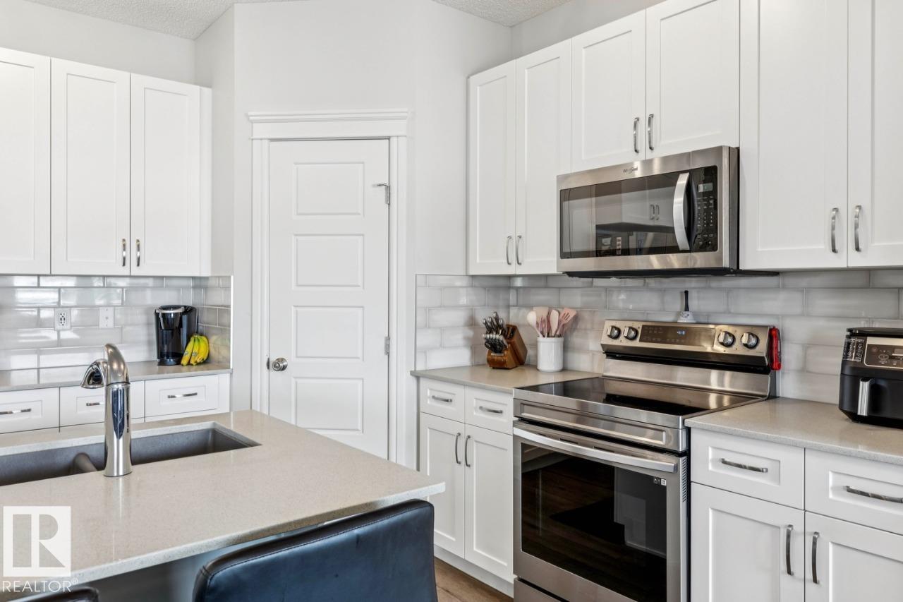 Photo 7 at 12908 211 Street NW, Trumpeter Area, Edmonton