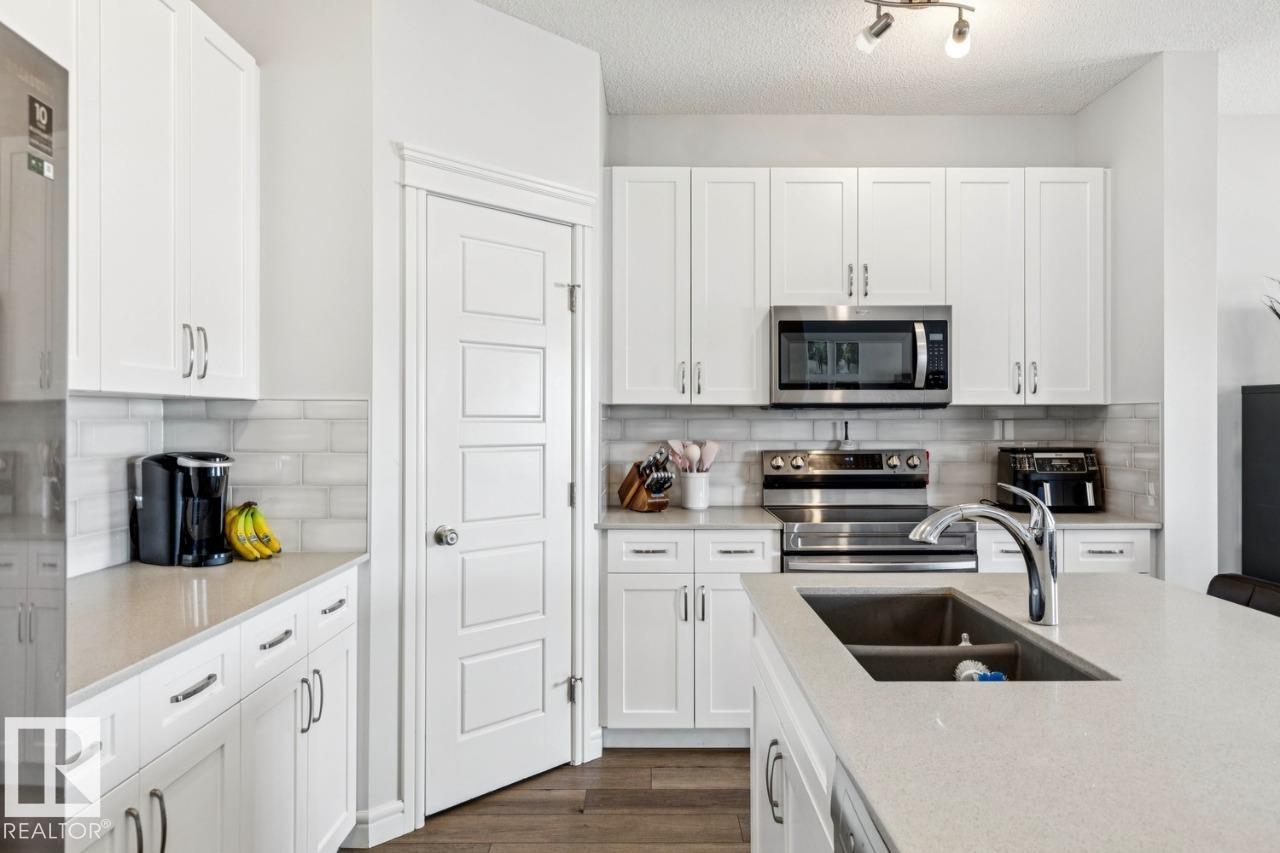 Photo 8 at 12908 211 Street NW, Trumpeter Area, Edmonton