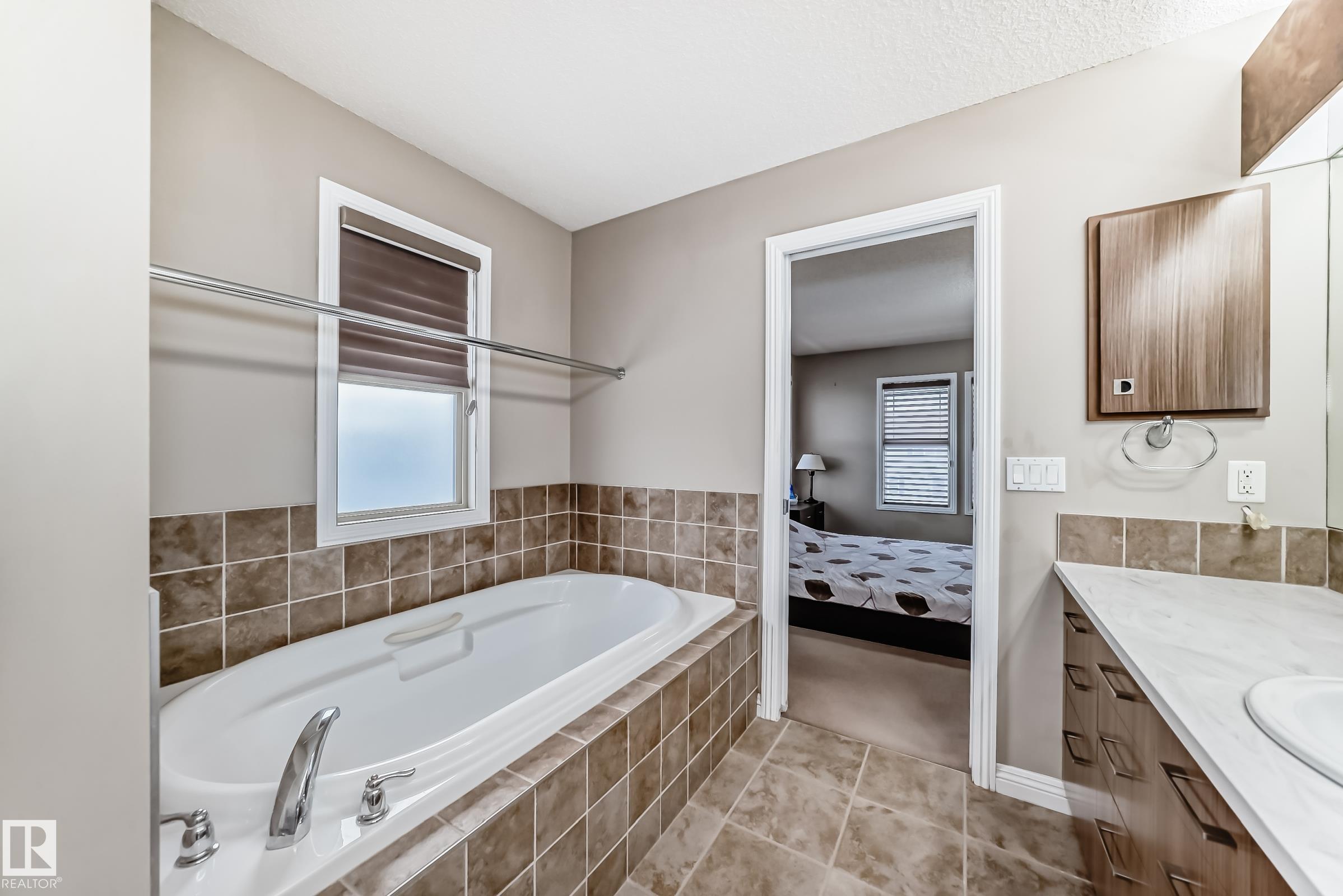 Photo 31 at 351 Griesbach School Road NW, Griesbach, Edmonton