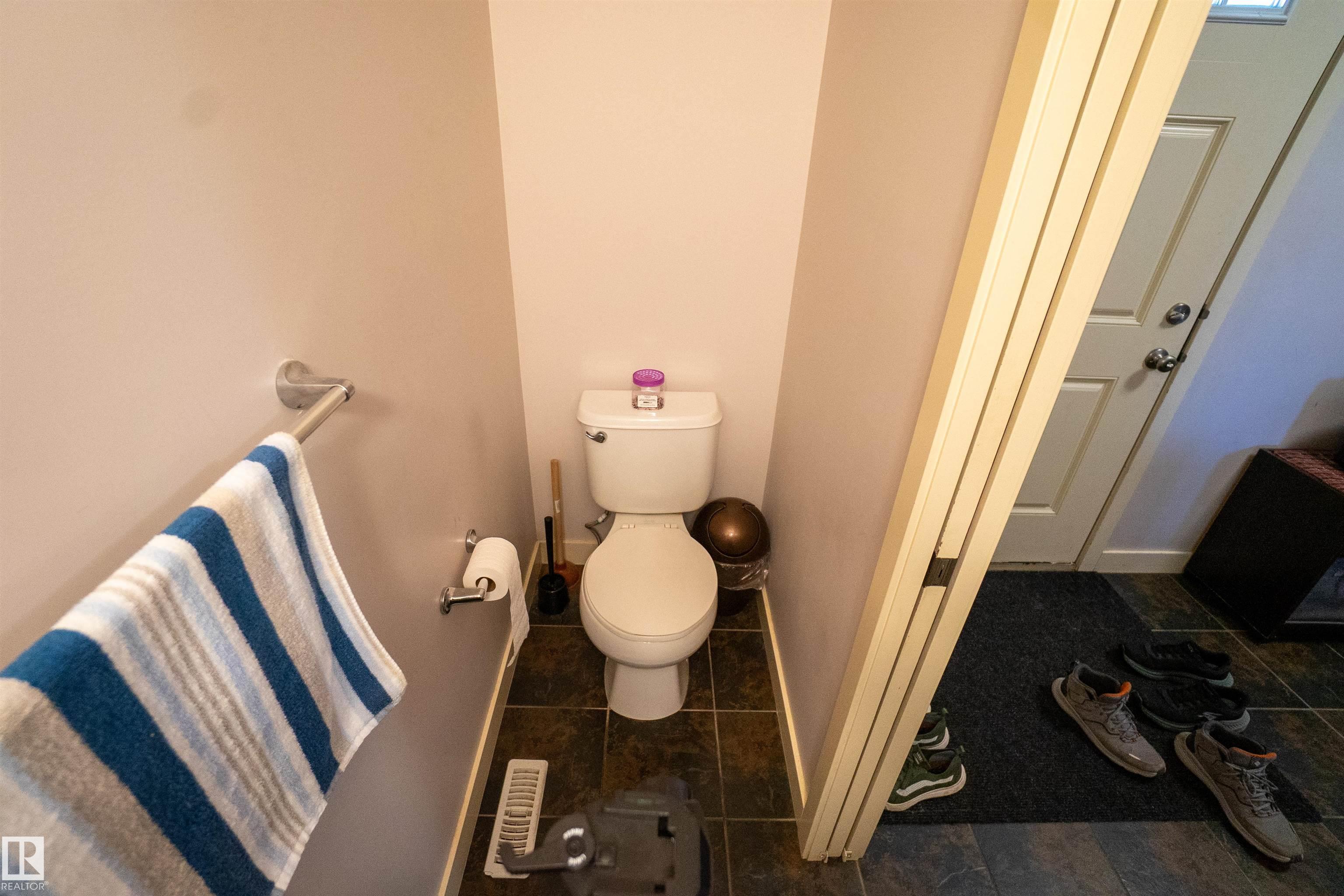 Photo 18 at 5244 1a Avenue SW, Charlesworth, Edmonton