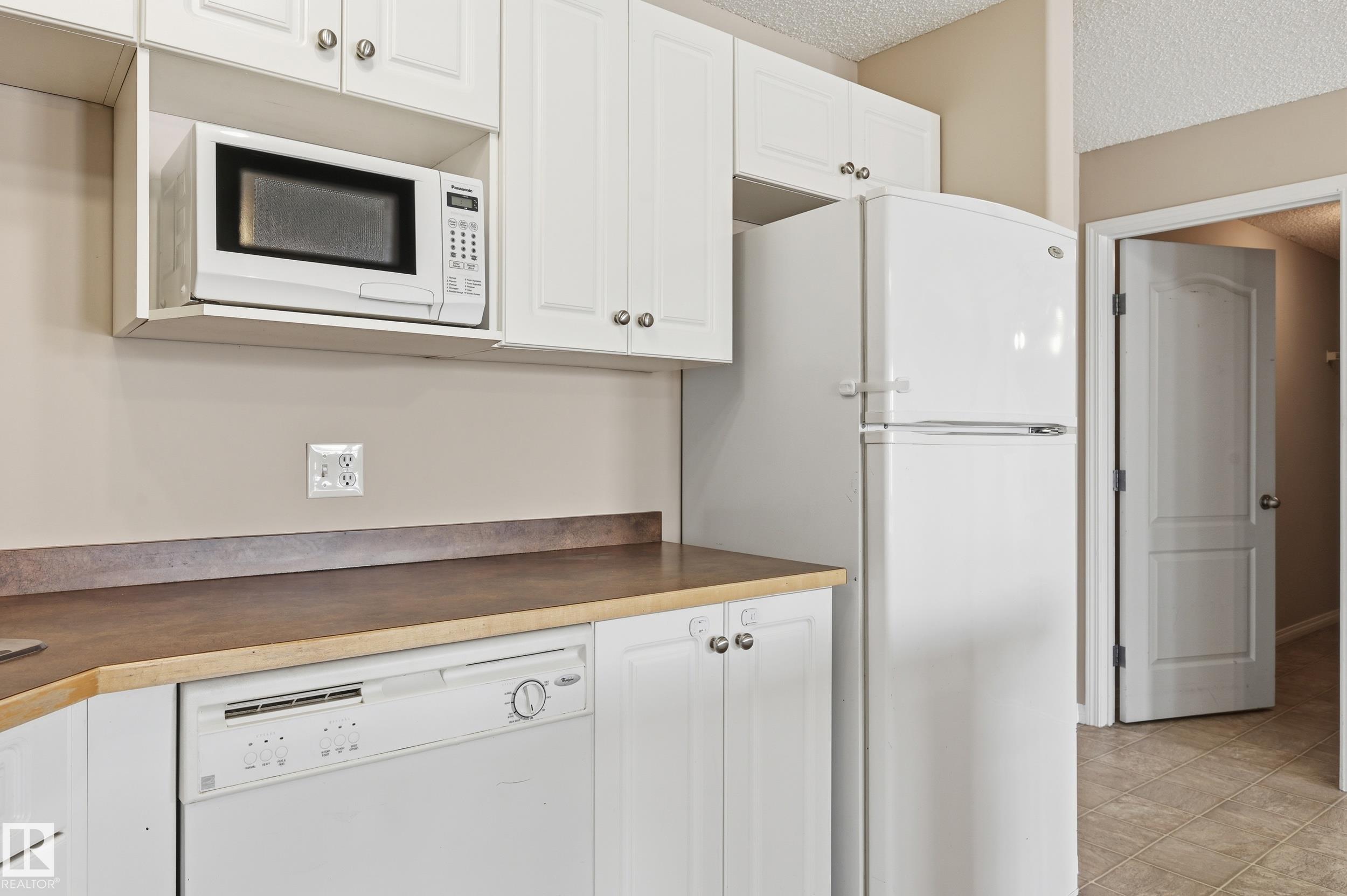 Photo 12 at 105 - 5350 199 Street NW, The Hamptons, Edmonton