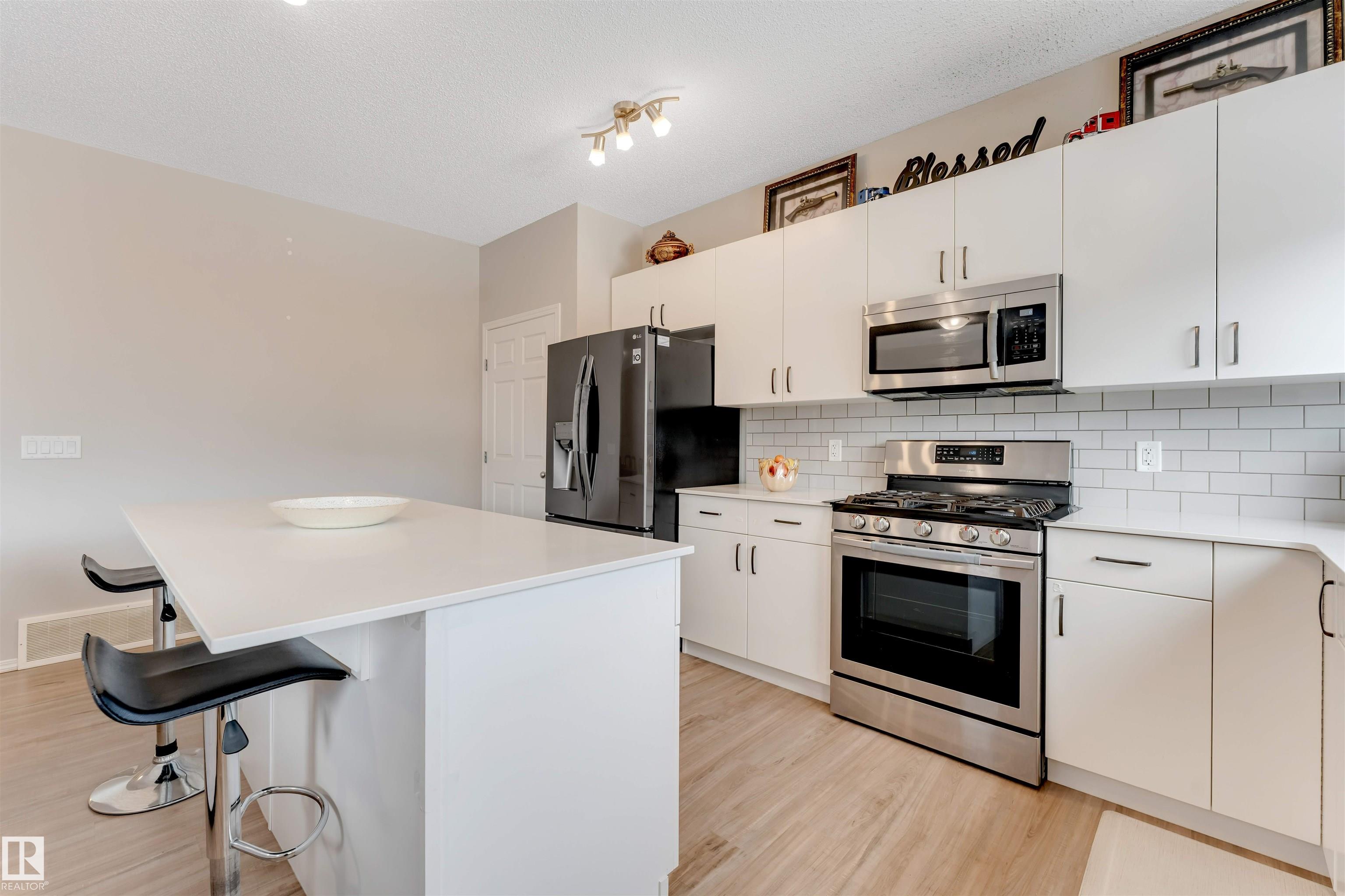 Photo 8 at 3425 Checknita Terrace SW, Cavanagh, Edmonton