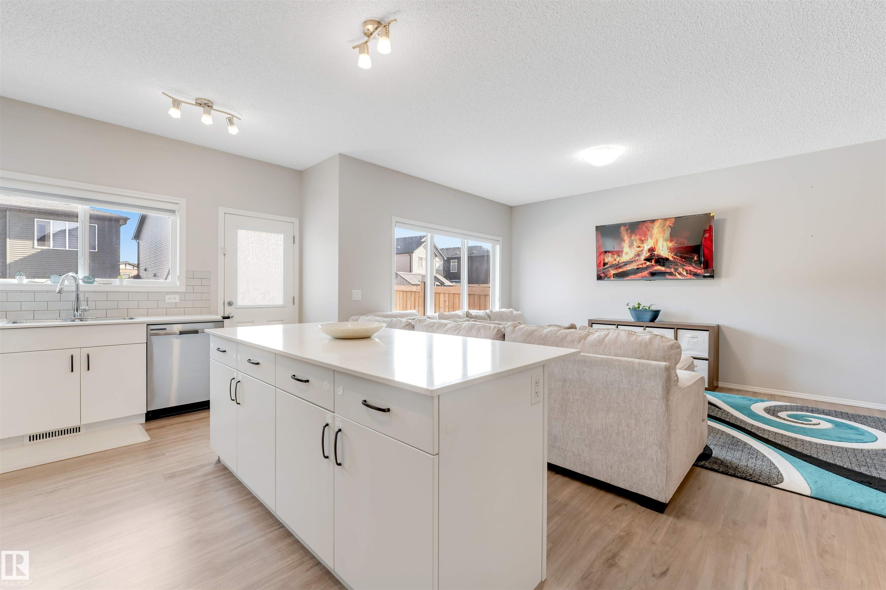 Photo 9 at 3425 Checknita Terrace SW, Cavanagh, Edmonton