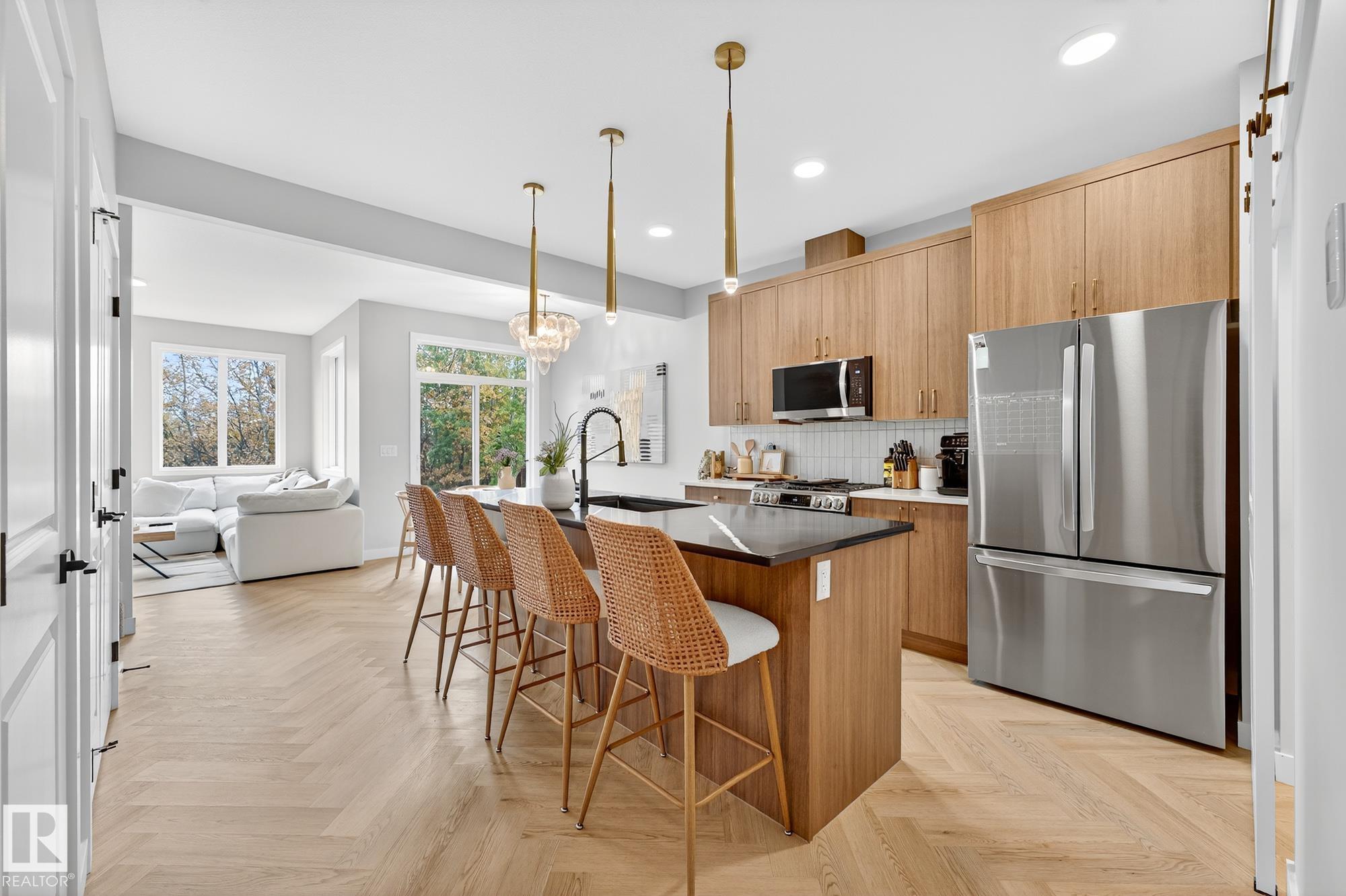 Photo 13 at 431 Conroy Crescent SW, Cavanagh, Edmonton