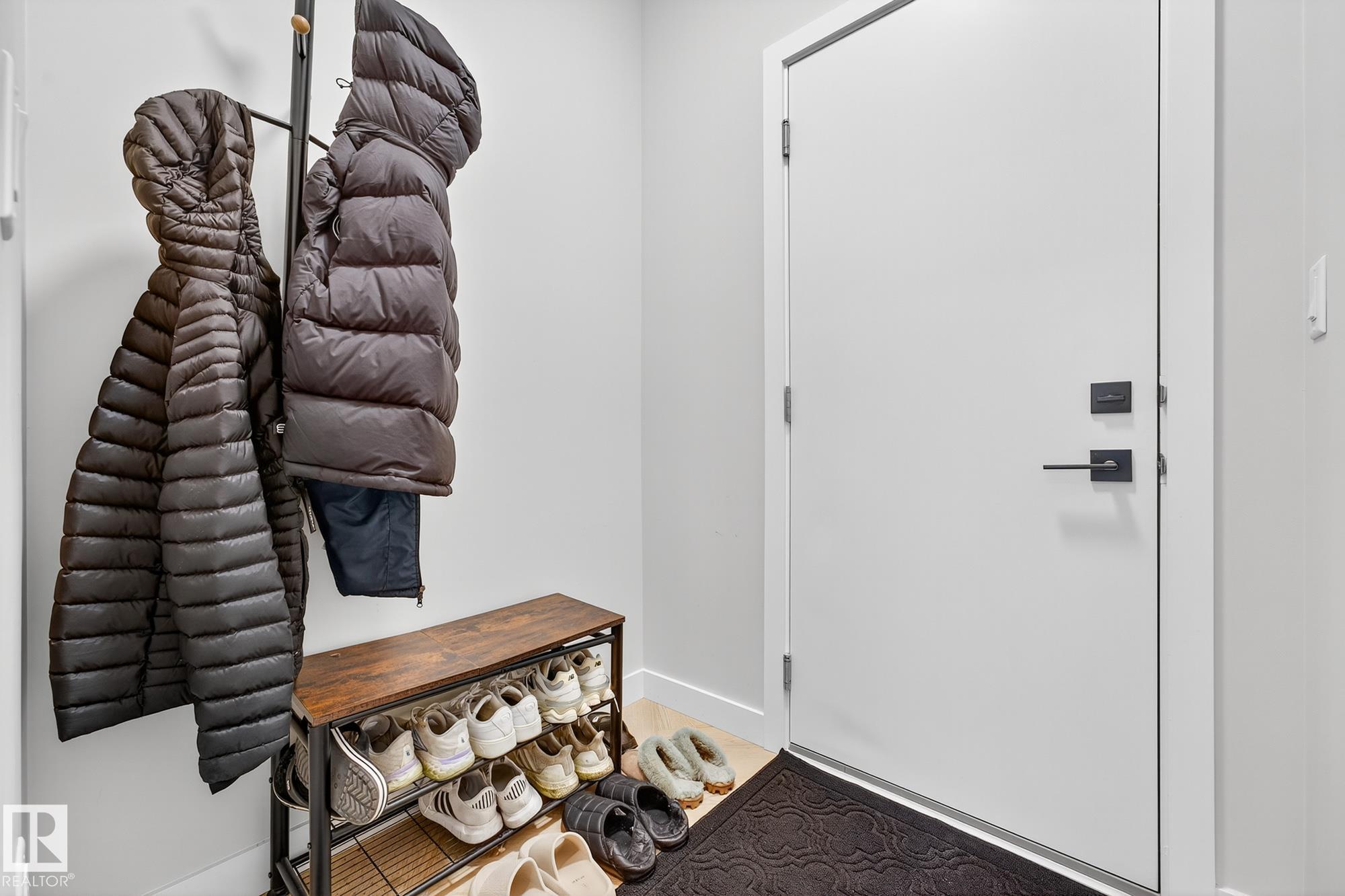 Photo 24 at 431 Conroy Crescent SW, Cavanagh, Edmonton