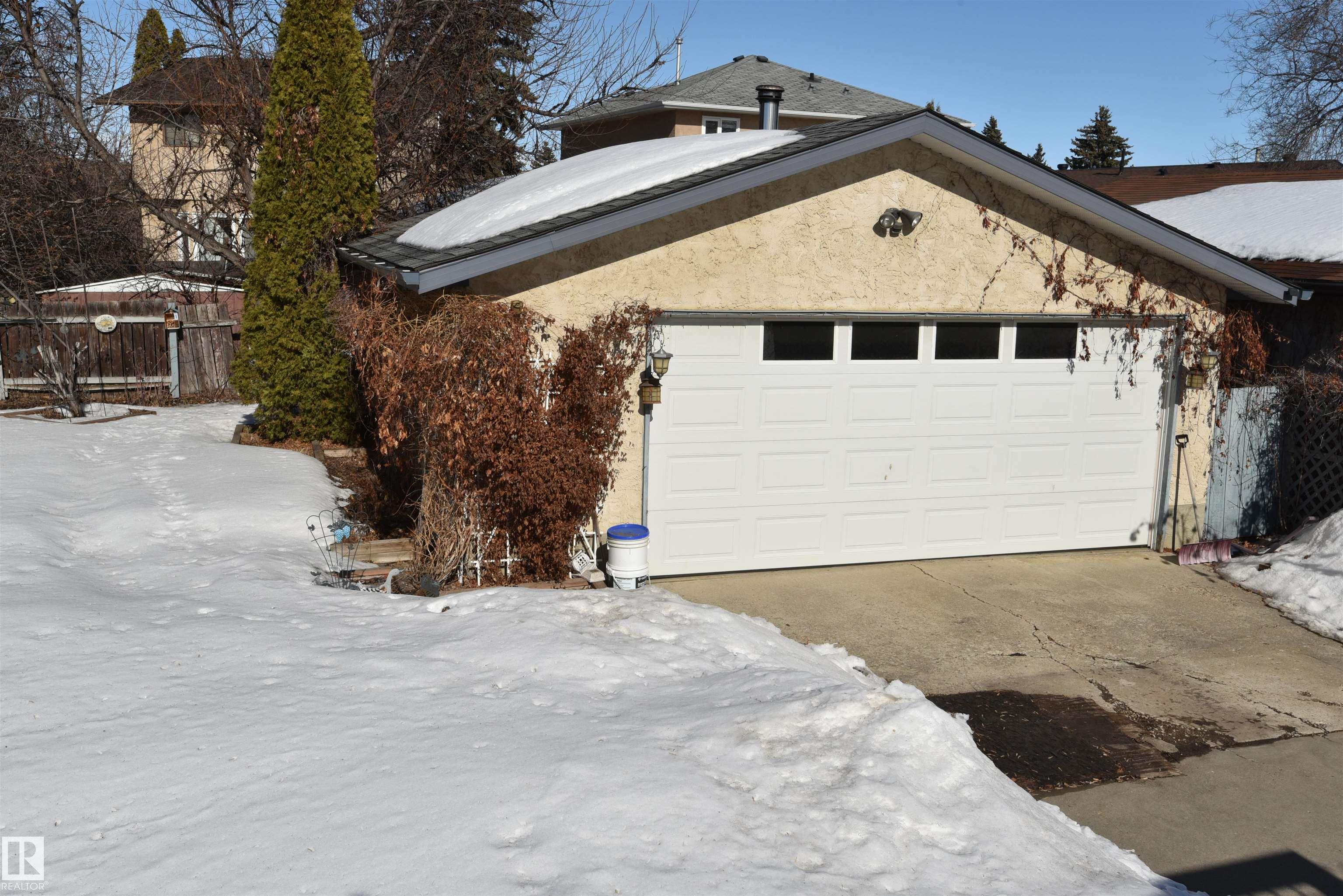 Photo 29 at 10212 168 Avenue NW, Baturyn, Edmonton