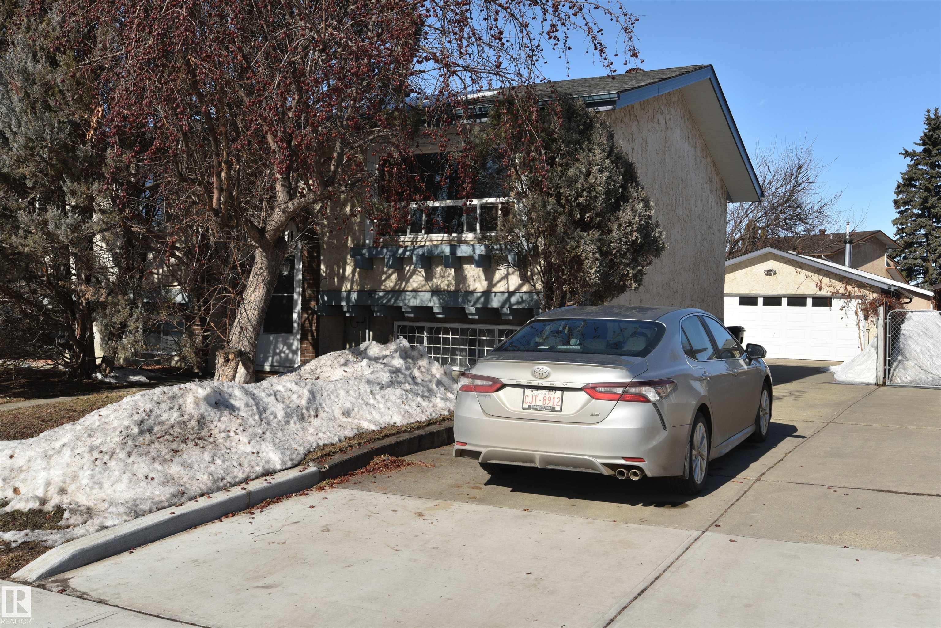 Photo 30 at 10212 168 Avenue NW, Baturyn, Edmonton