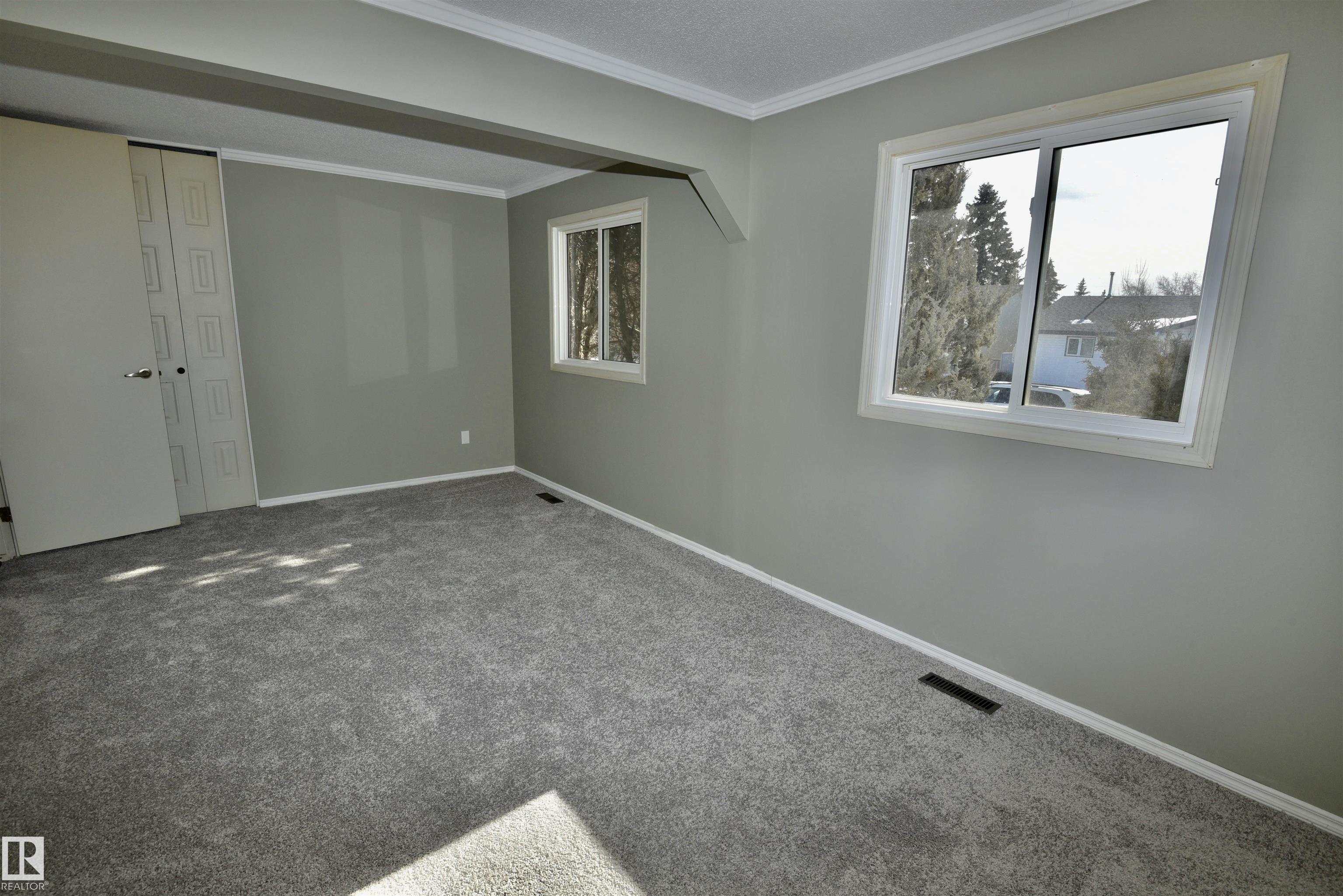 Photo 9 at 10212 168 Avenue NW, Baturyn, Edmonton