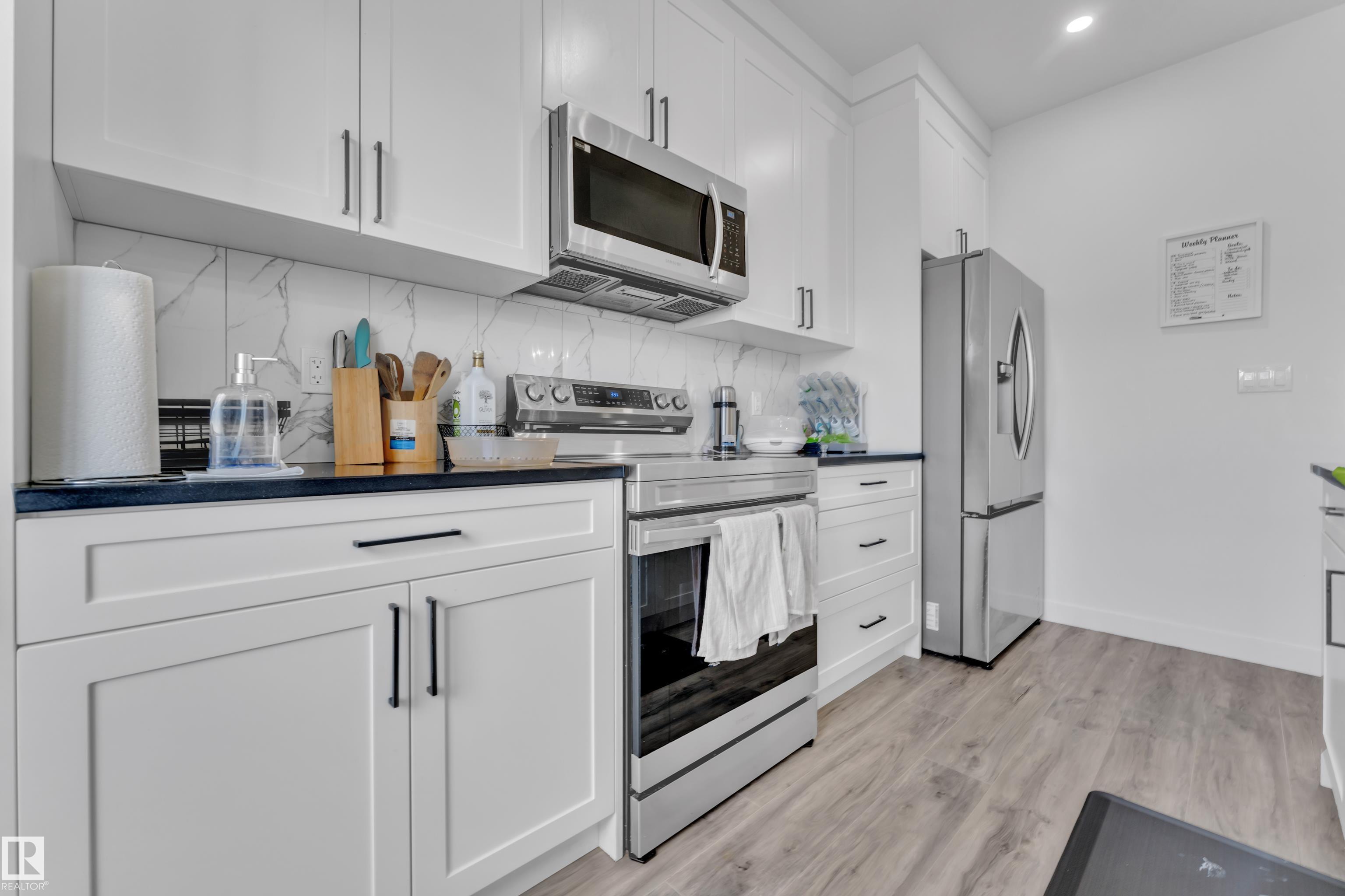 Photo 18 at 9548 Carson Bend SW, Chappelle Area, Edmonton