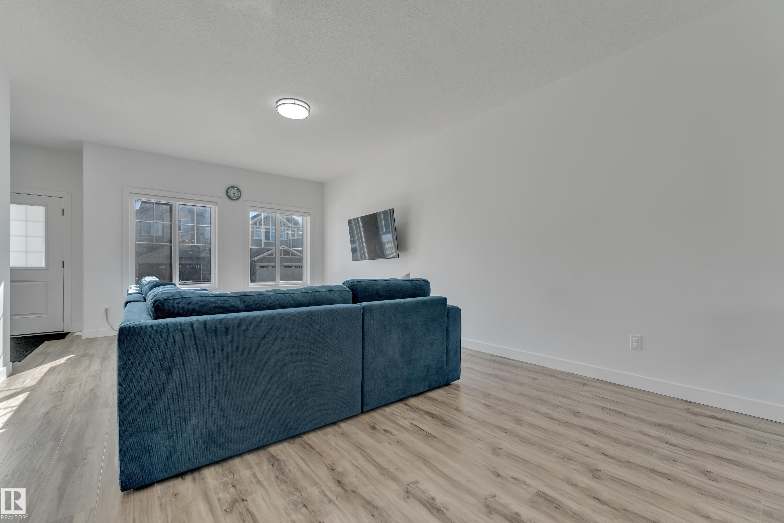 Photo 8 at 9548 Carson Bend SW, Chappelle Area, Edmonton