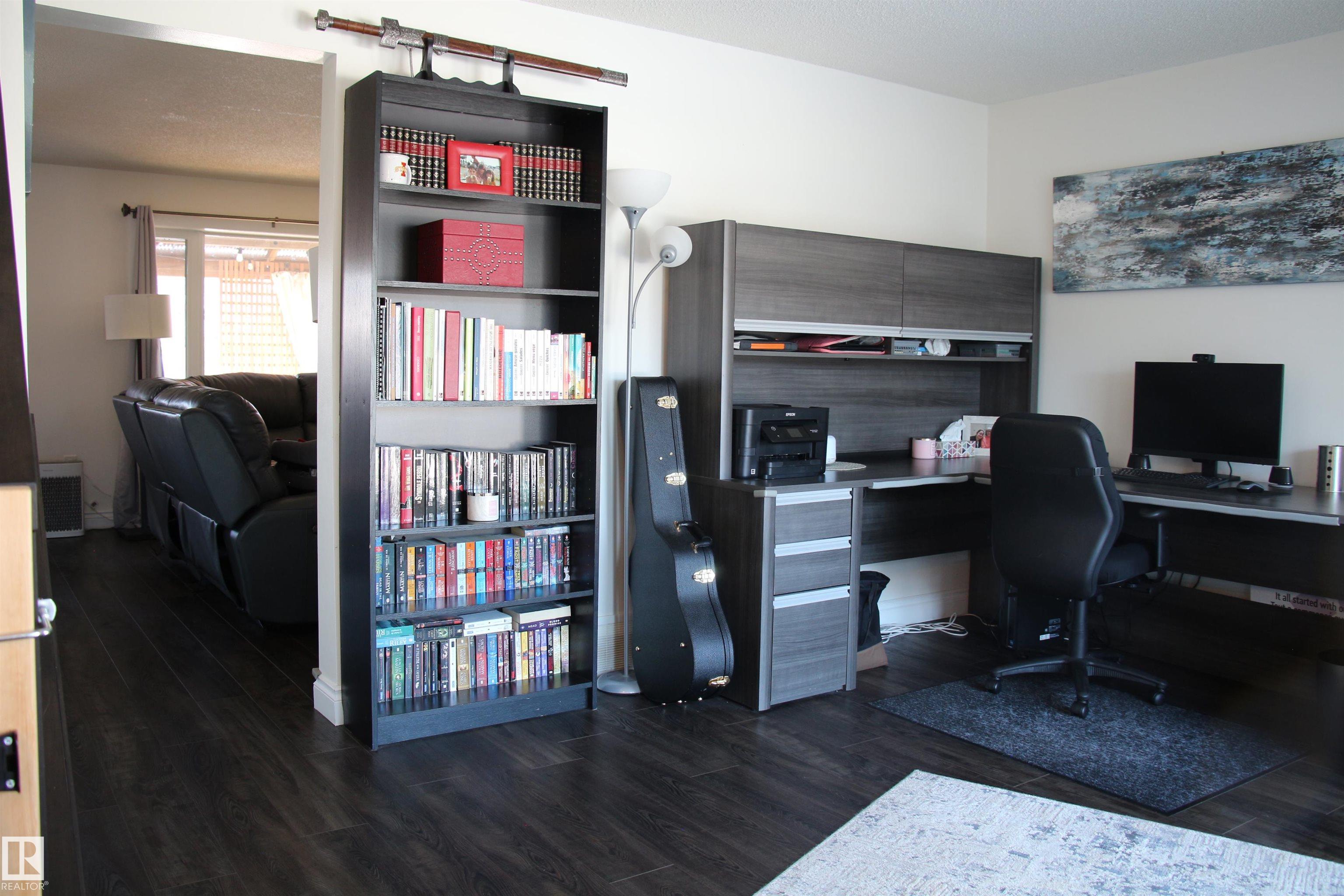 Photo 14 at 10 Westmews Crescent, Westpark, Fort Saskatchewan