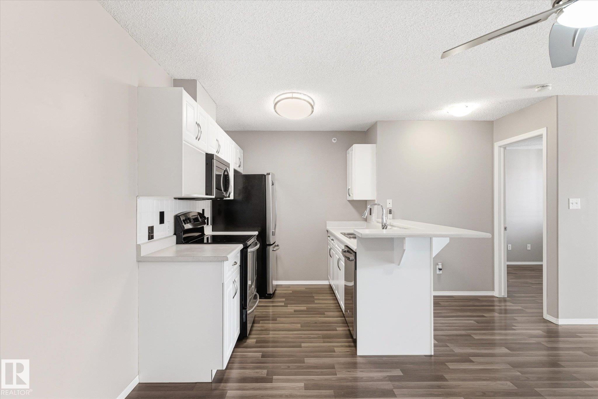 Photo 22 at 401 - 5102 49 Avenue, Linsford Park, Leduc