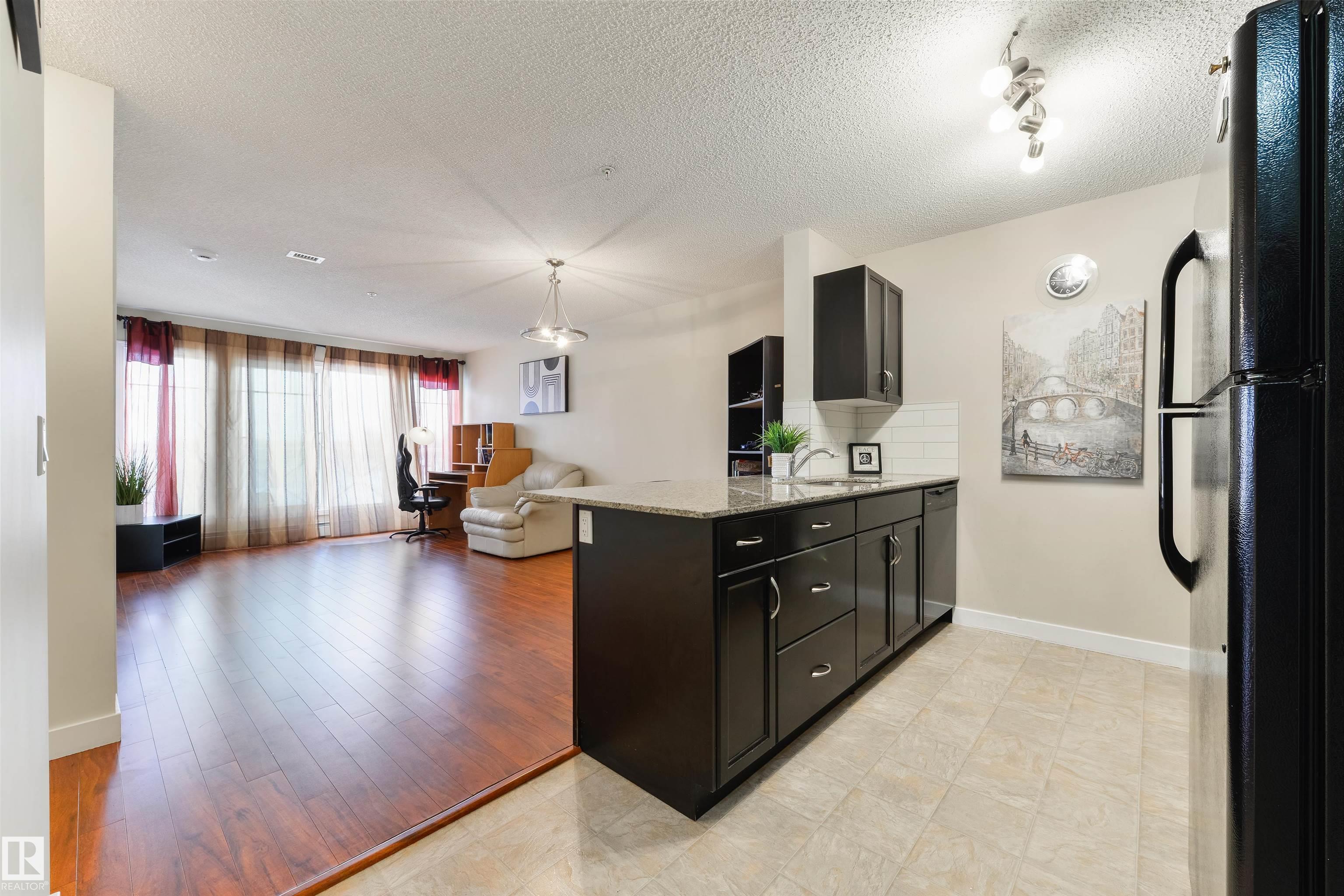 Photo 7 at 210 - 12650 142 Avenue NW, Baranow, Edmonton